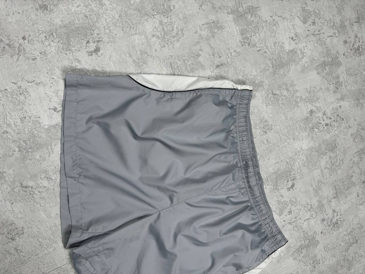 Nike Vintage Nike Y2K Gray Shorts Size XXL Size US 42 / EU 58 - 2 Thumbnail