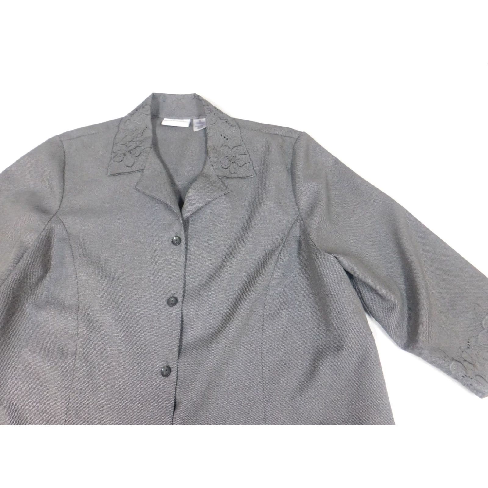 Vintage Alfred Dunner Blazer Womens Jacket 18 Gray Flower Lightweight Short Sleeve Button Mid-Length Regular Polyester Microfiber Fall Winter Size XXL / US 16-18 / IT 52-54 - 4 Thumbnail