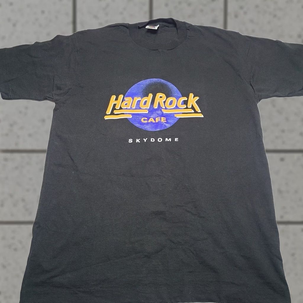 Fruit Of The Loom VINTAGE Hard Rock Cafe Toronto SkyDome T-Shirt Size Large 90s Puff Print Mens Regular Cotton Black Short Sleeve Crew Neck 1990-1999 Shirt Size US L / EU 52-54 / 3 - 1 Thumbnail