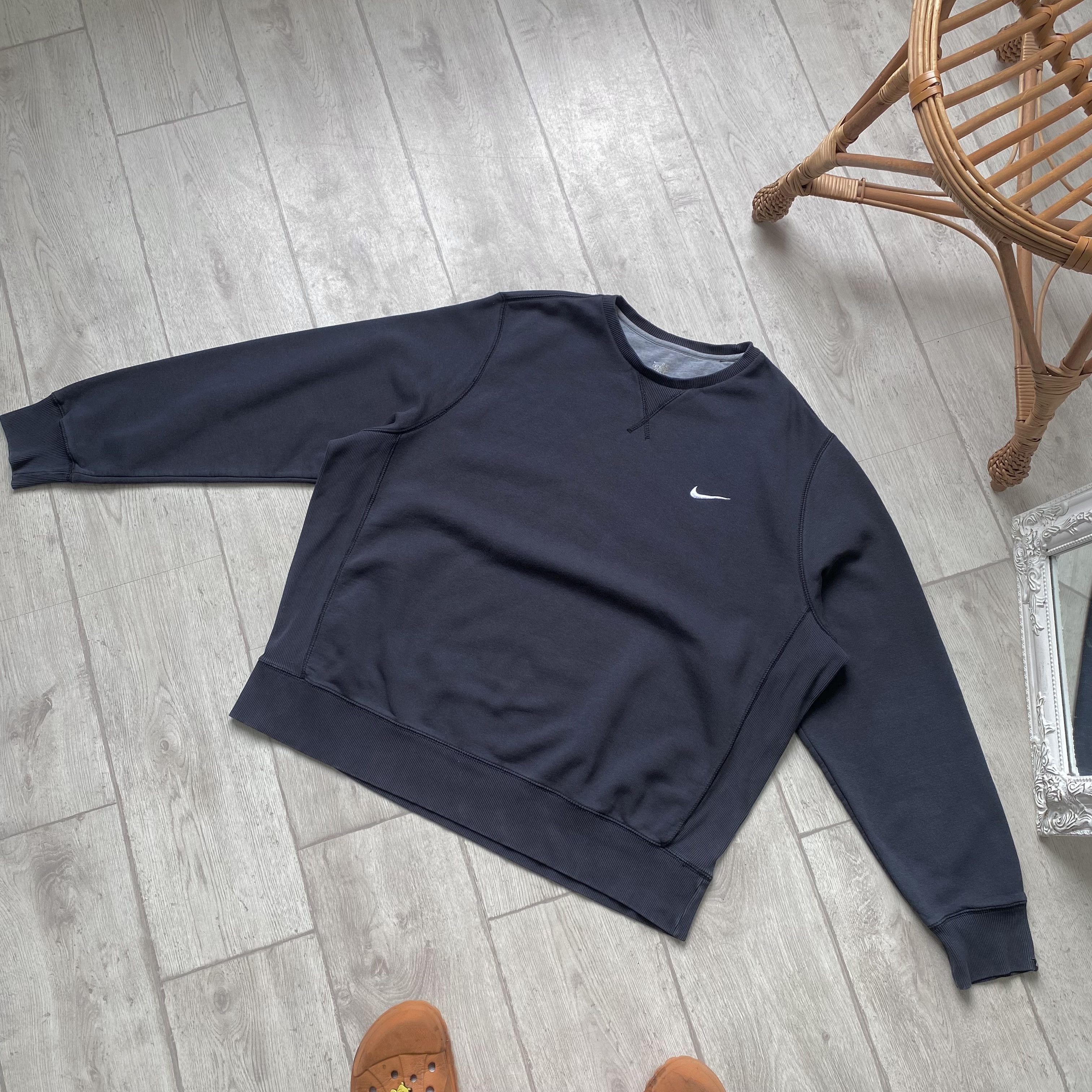 Nike 🩶Vintage 00s Faded Nike Boxy Sweatshirt mini swoosh Y2K Size US XXL / EU 58 / 5 - 10 Thumbnail
