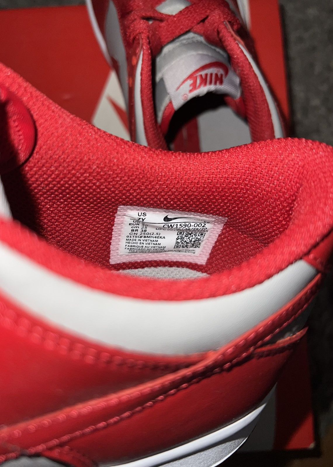 Nike Nike Dunk Low GS - “UNLV (2021)” Size US 7 / EU 40 - 7 Thumbnail