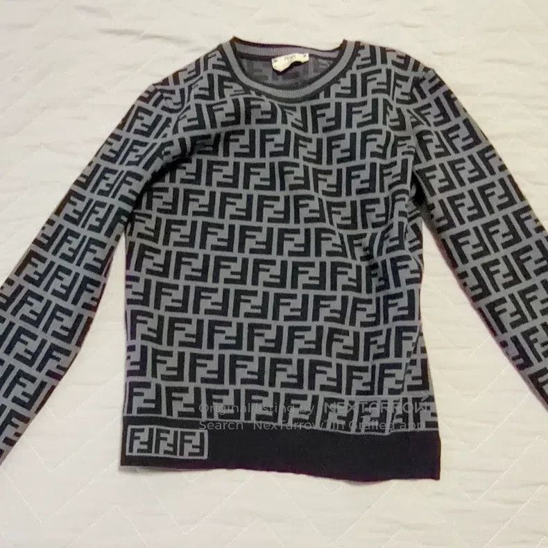 Fendi Fendi Sweater Size XS / US 0-2 / IT 36-38 - 1 Thumbnail
