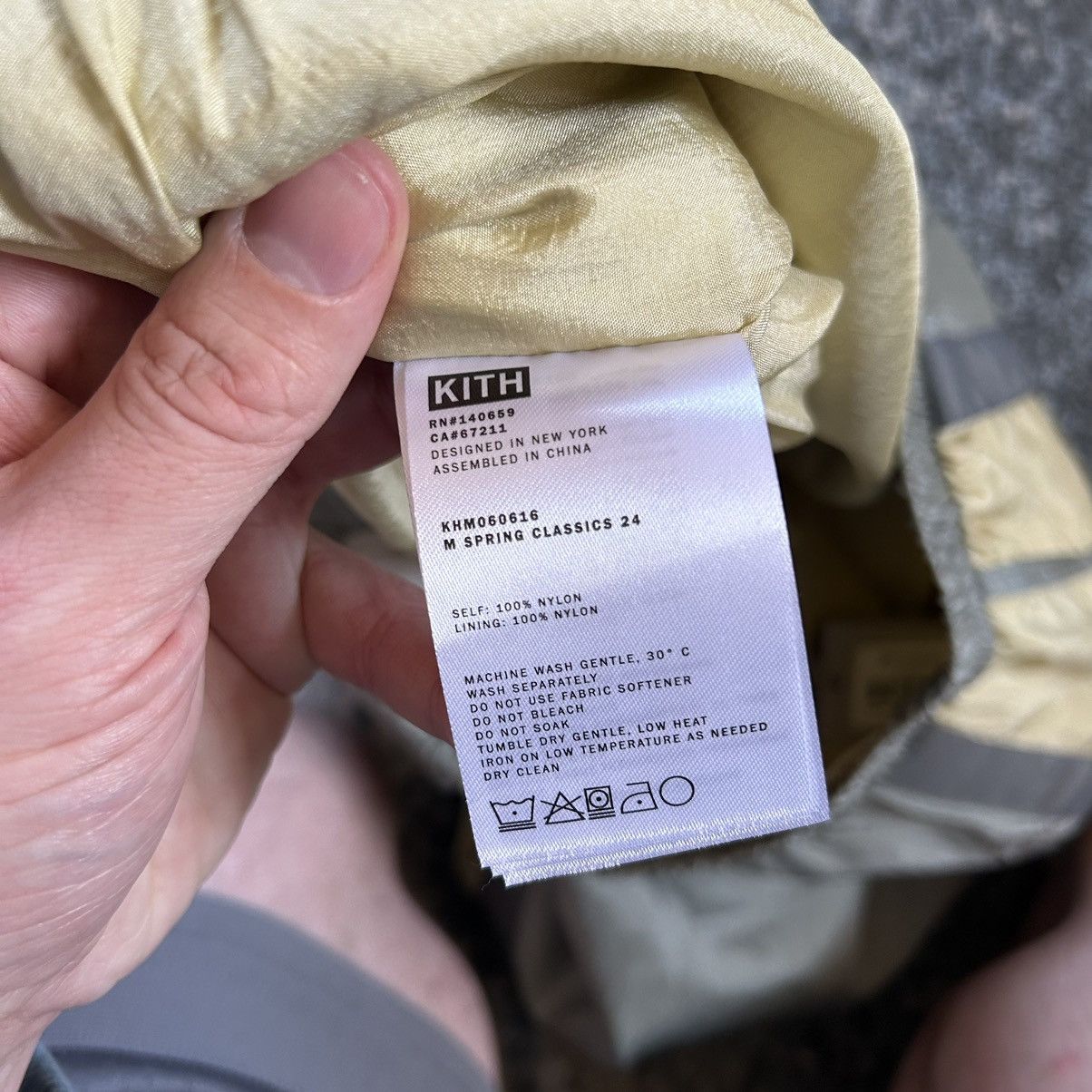 Kith × Ronnie Fieg 2024 SPRiNG KiTH WASHED NYLON DYLAN SHORTS REVERiE Size US 33 - 18 Thumbnail