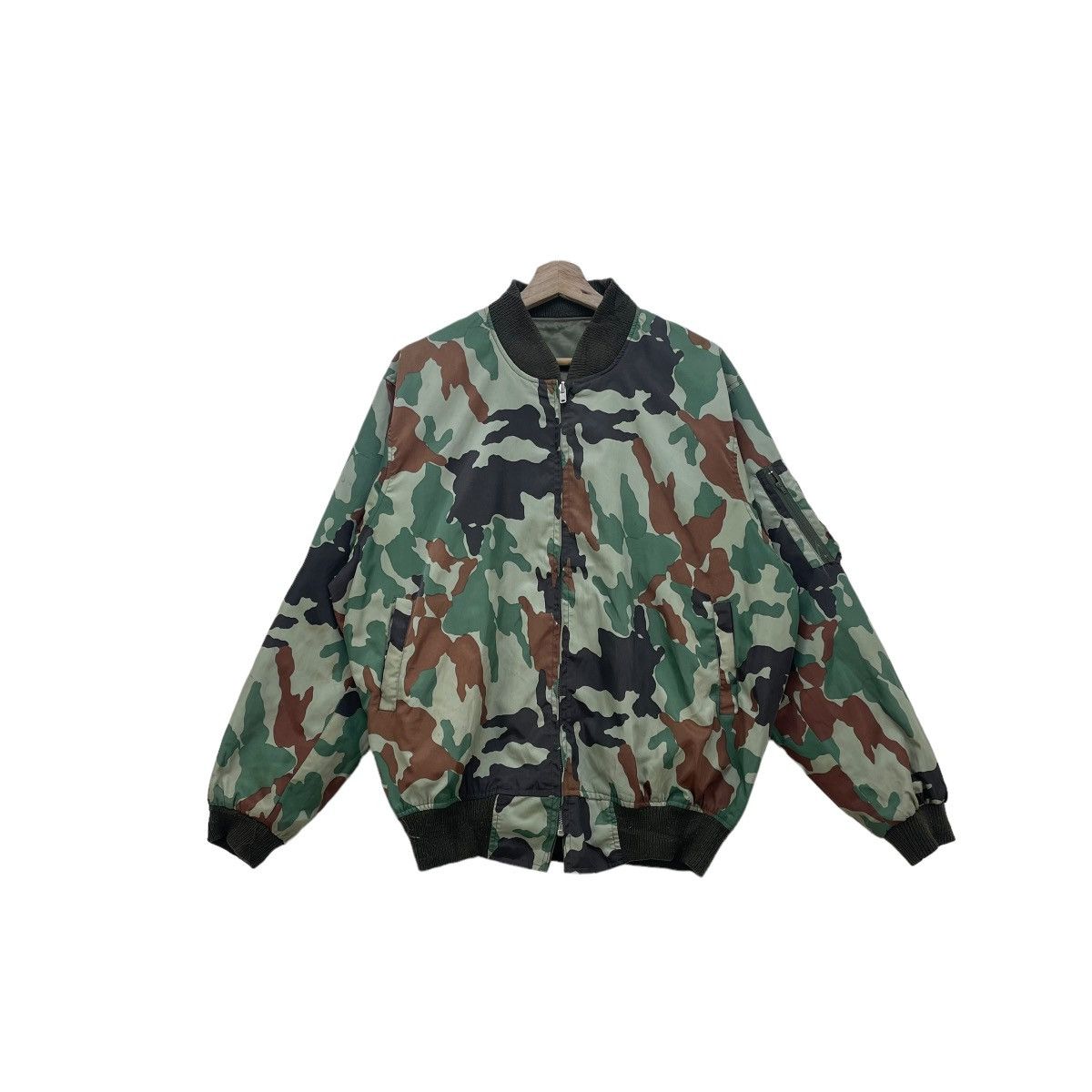 Japanese Brand Japanese Brand Uniqlo Bomber Jacket Size US M / EU 48-50 / 2 - 3 Thumbnail