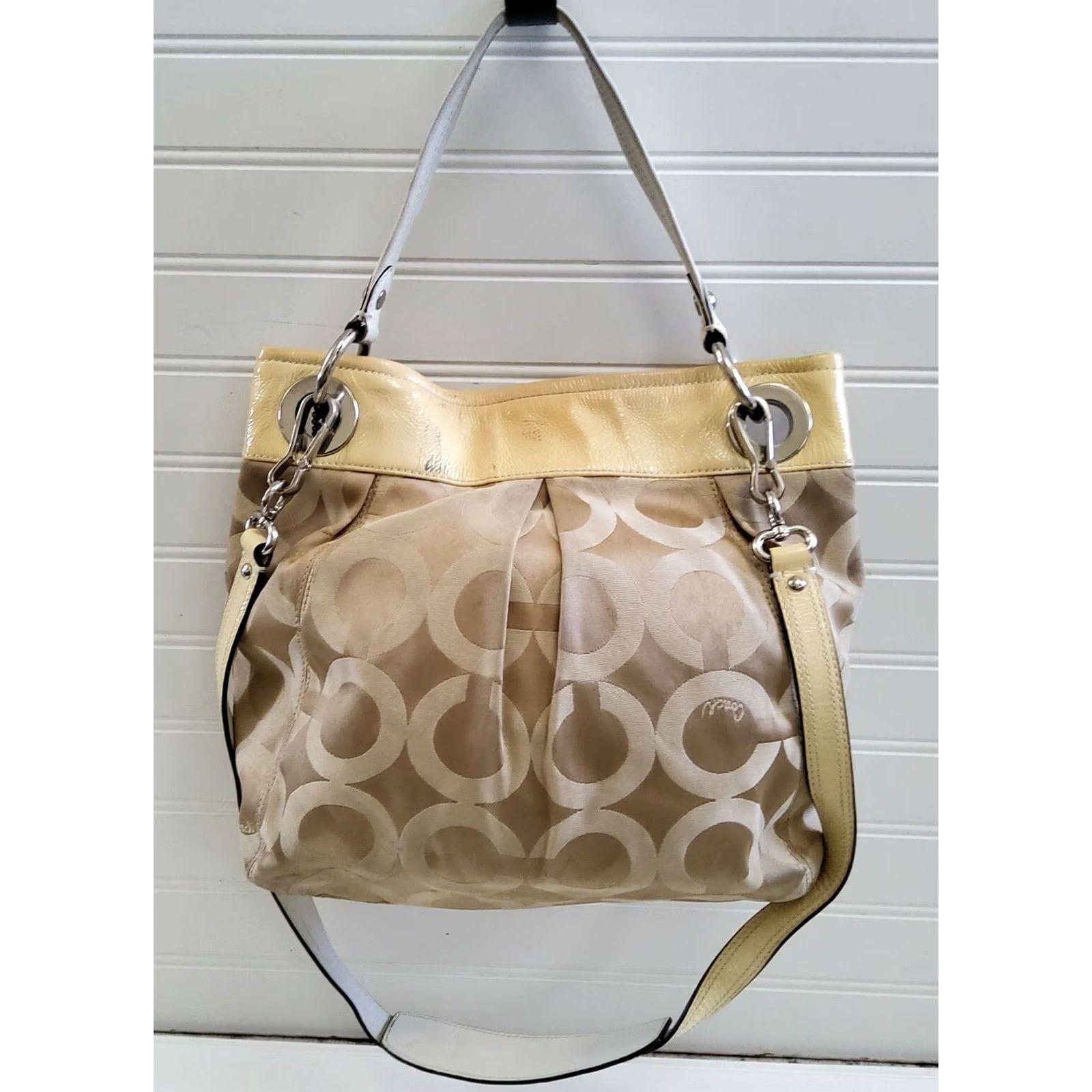 Coach Coach Signature Patent Trim Crossbody Shoulder Handbag Purse Size ONE SIZE - 3 Thumbnail