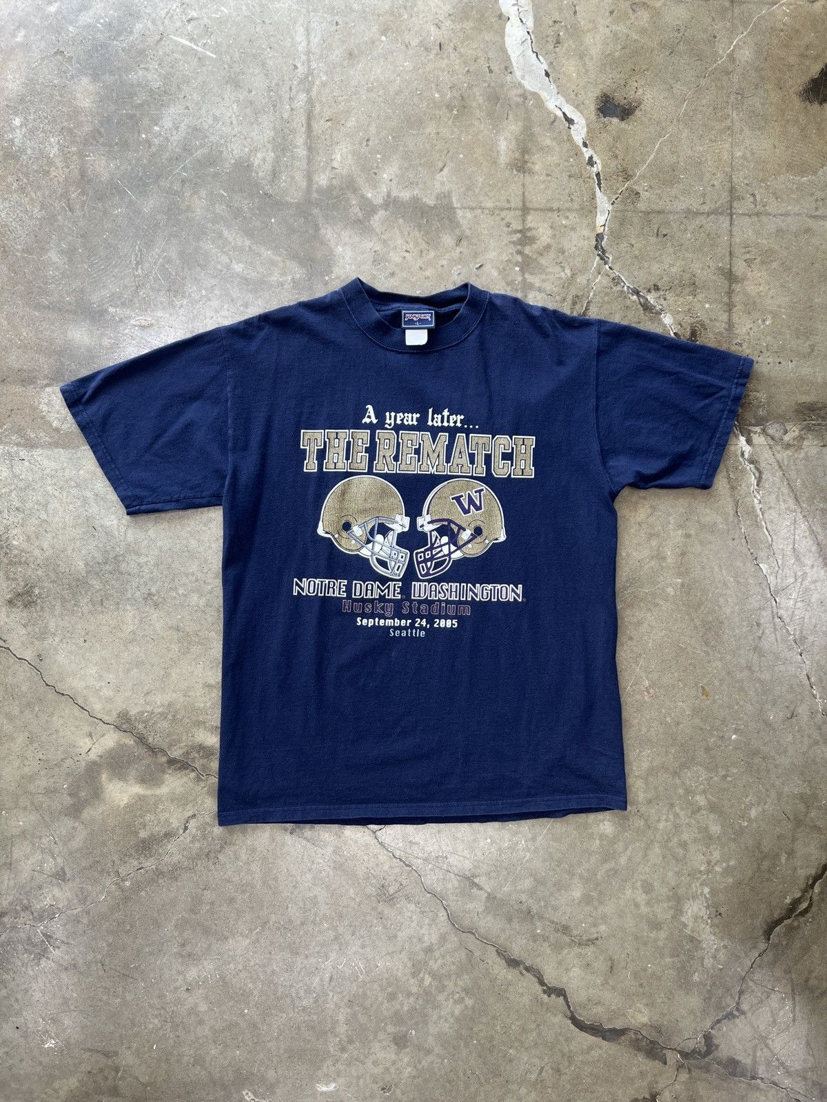 NCAA × Vintage Vintage 2005 Notre Dame Washington NCAA Football Tee Large Size US L / EU 52-54 / 3 - 2 Thumbnail