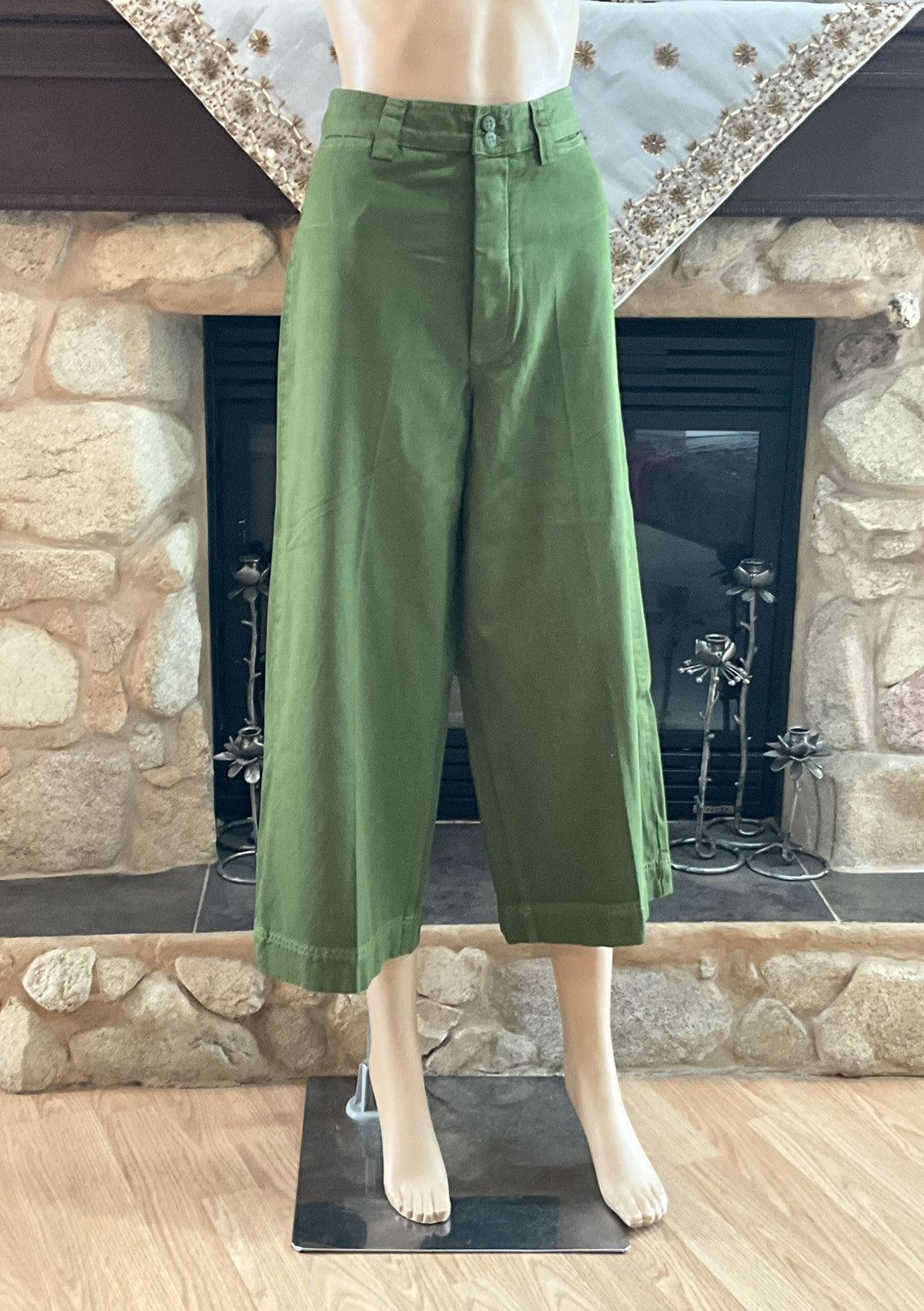 Free People Free People Green Wide-Leg Cropped Pants Size 30" / US 8 / IT 44 - 1 Thumbnail