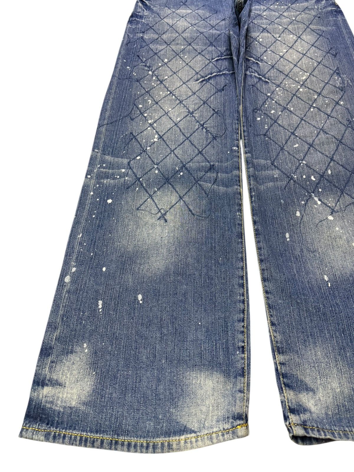 Japanese Brand Vintage Japanese Brand Bleach Paint Embroidery Baggy Jeans Size US 36 / EU 52 - 6 Thumbnail