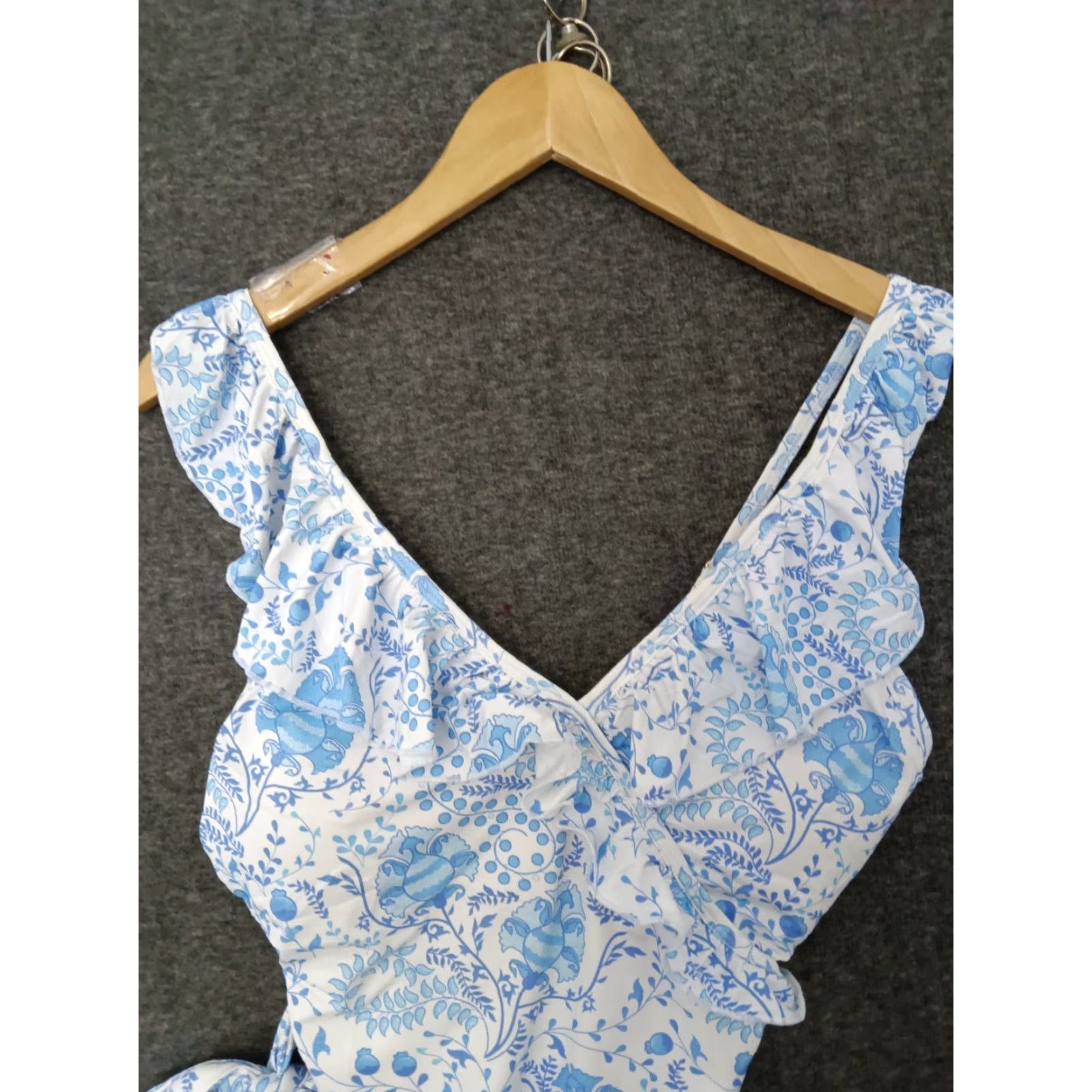 Vintage Toluca Paisley Belted One Piece V-Neck Swimsuit Size M Bathing Size ONE SIZE - 3 Thumbnail