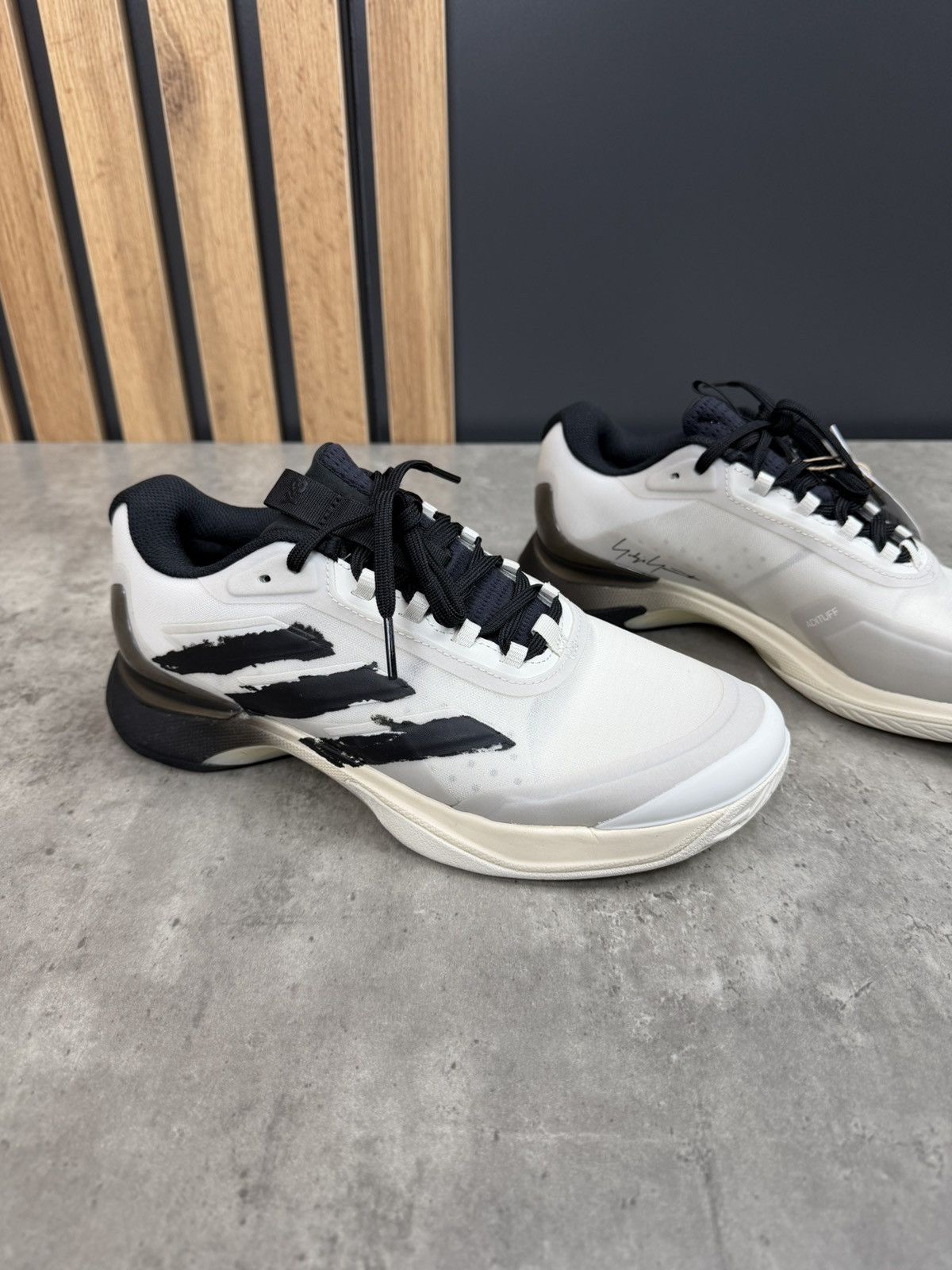 Y-3 Adidas Y-3 Yohji Yamamoto Avacourt 2 Tennis Shoes Size 40 Size US 10 / IT 40 - 8 Thumbnail