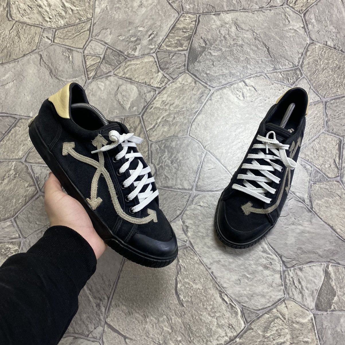 Off-White Off white shoes low vulcanized Black Size US 9 / EU 42 - 1 Thumbnail