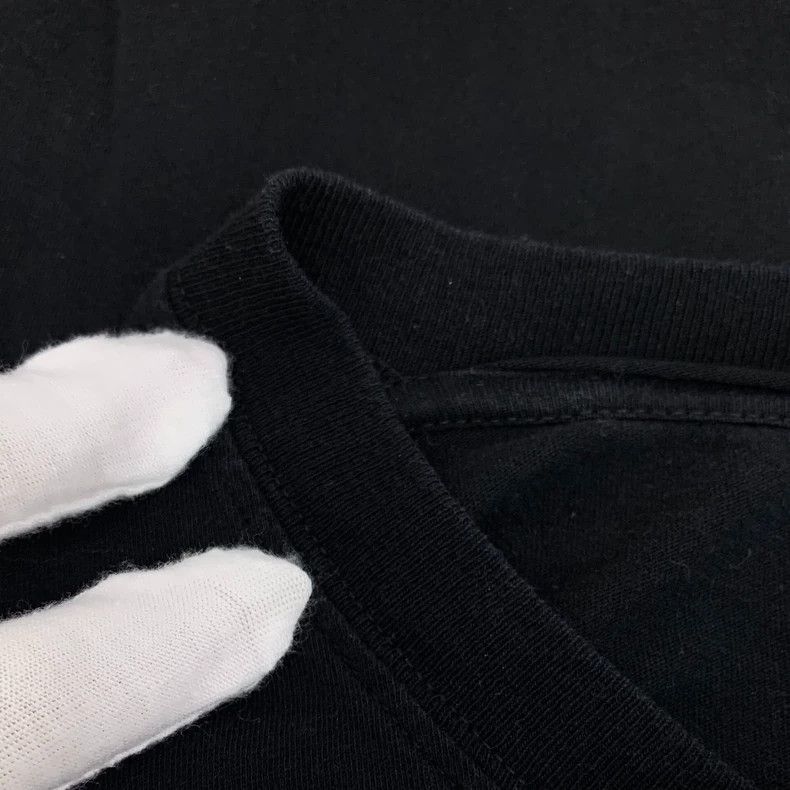 Saint Laurent Paris Saint Laurent Paris Black shark printed cotton round neck Size L / US 10 / IT 46 - 9 Thumbnail