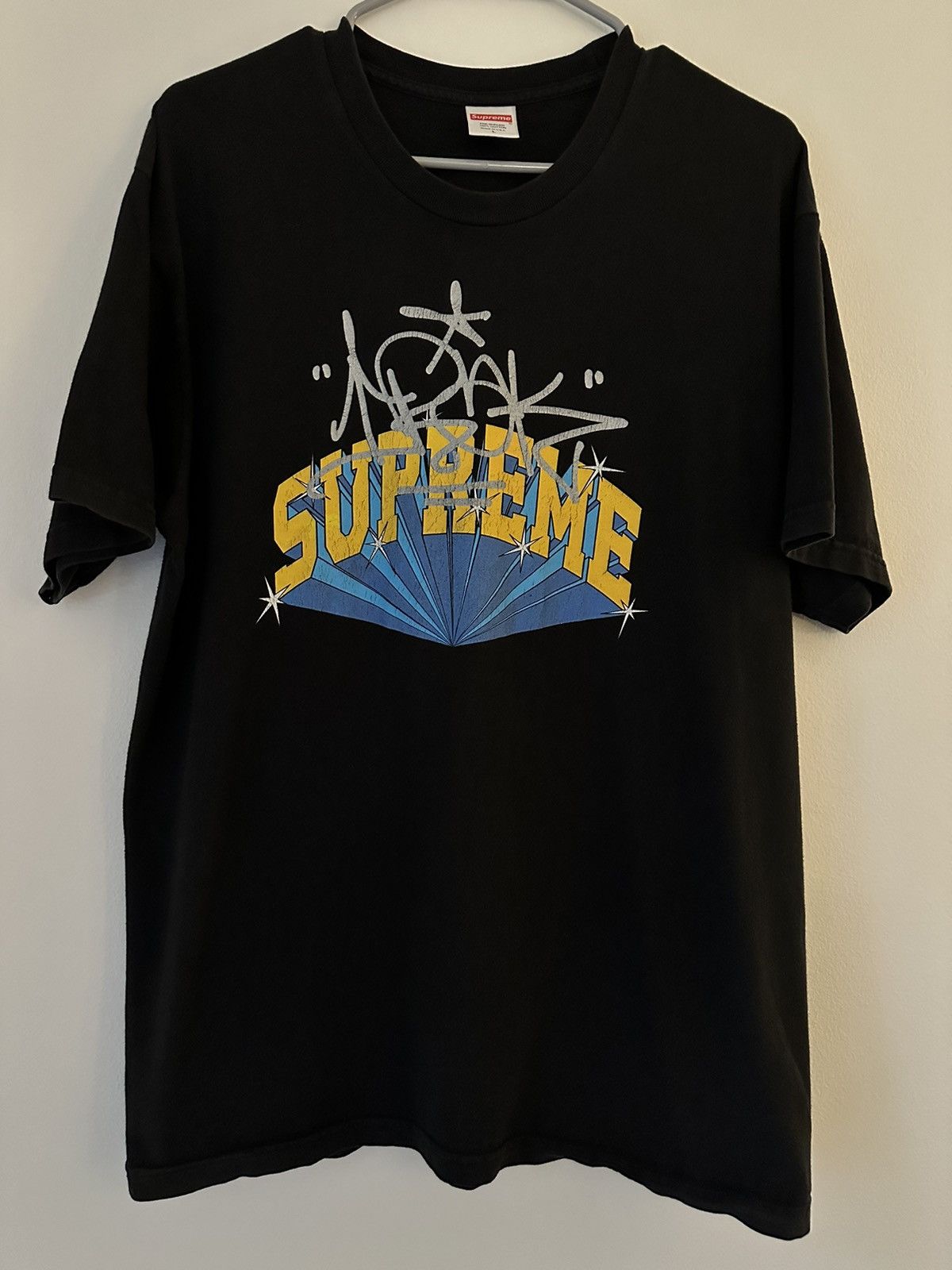 IRAK × Supreme Supreme IRAK Arc Tee Size US L / EU 52-54 / 3 - 1 Thumbnail