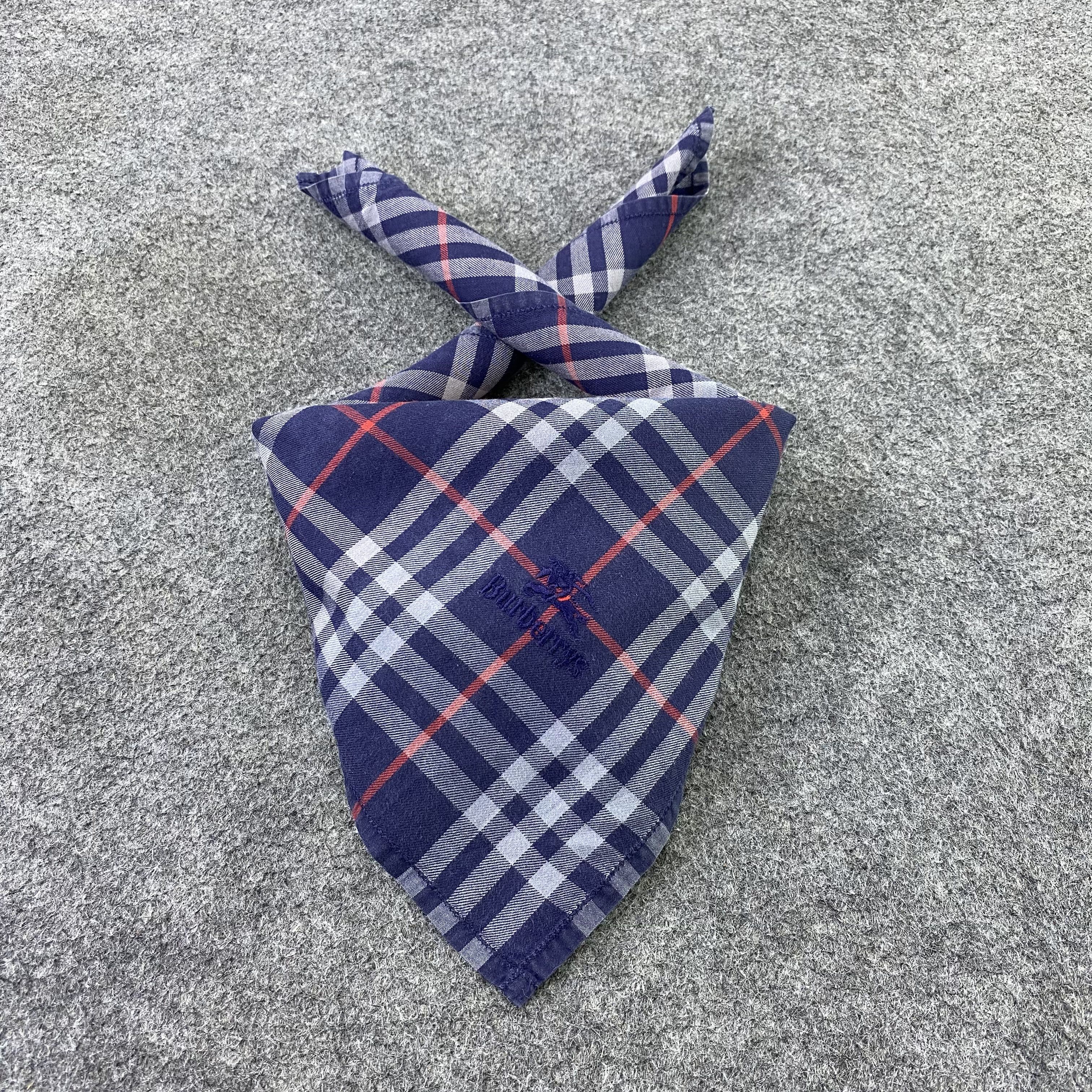Burberry Burberry Handkerchief / Bandana / Neckerchief-B962 Size ONE SIZE - 2 Thumbnail