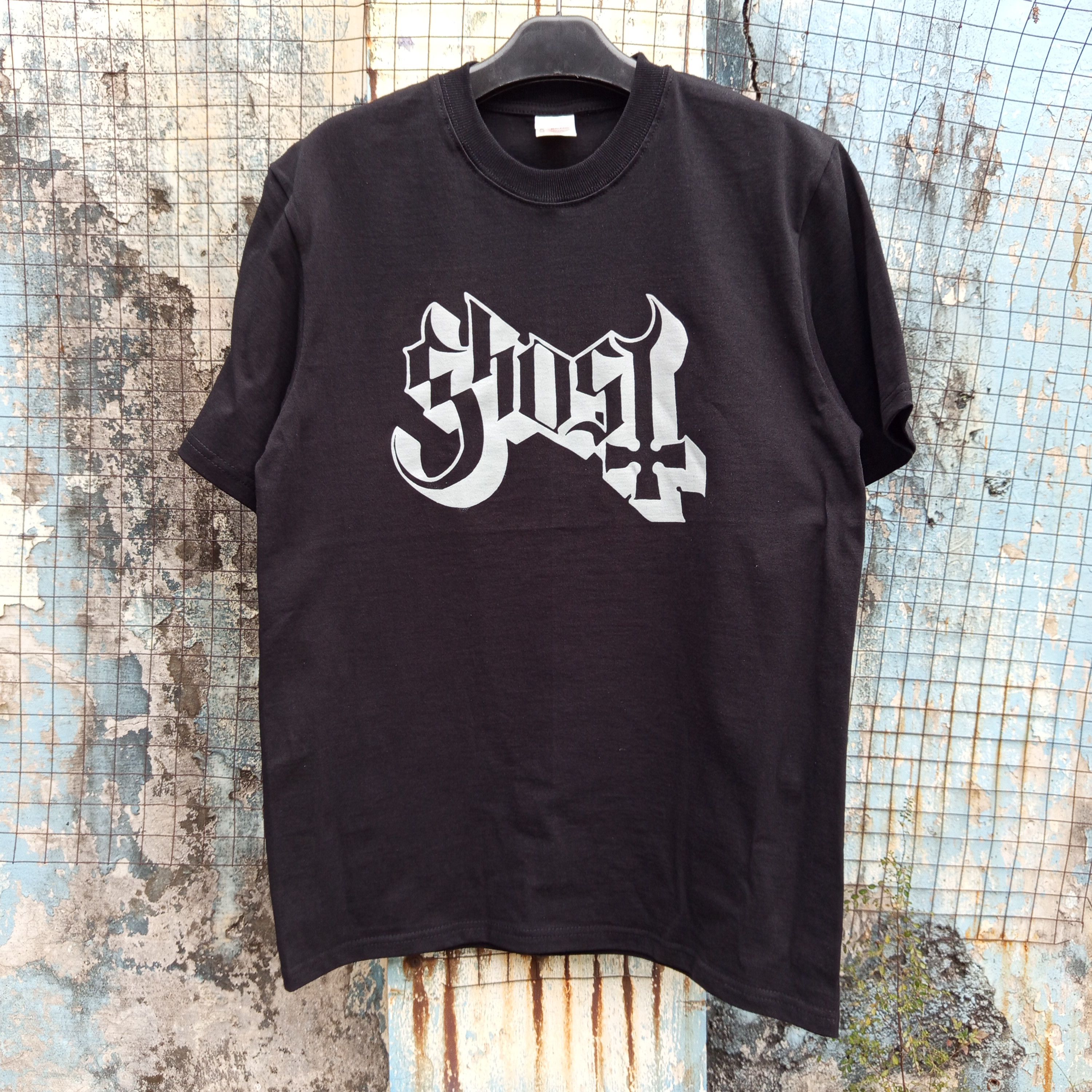 Band Tees Ghost Swedish Band Logo T shirt Size US XL / EU 56 / 4 - 1 Thumbnail