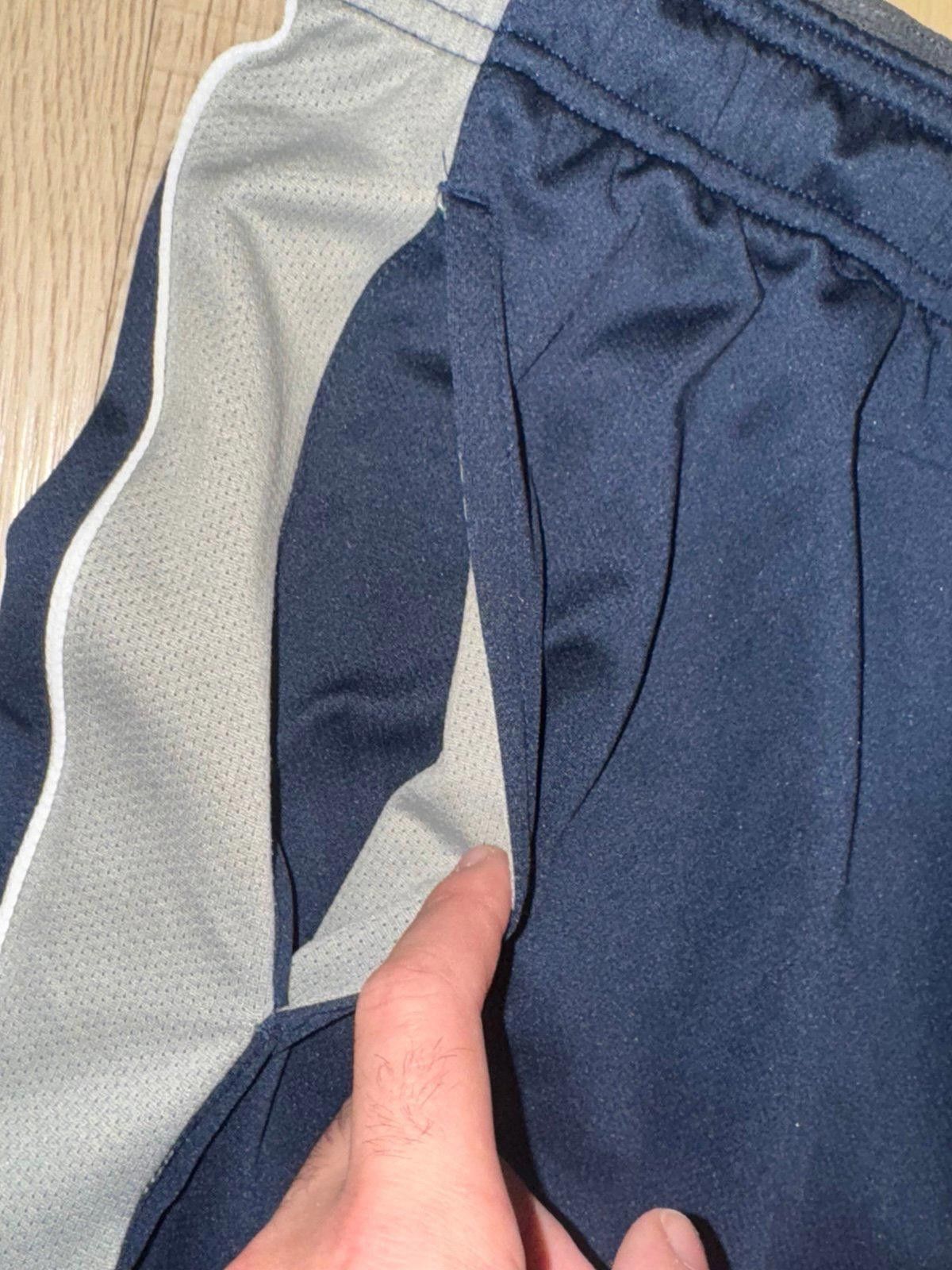 Nike Vintage Y2K Nike Dri-Fit Navy/Grey Hoop Shorts Rare Sz M Size US 32 / EU 48 - 3 Thumbnail