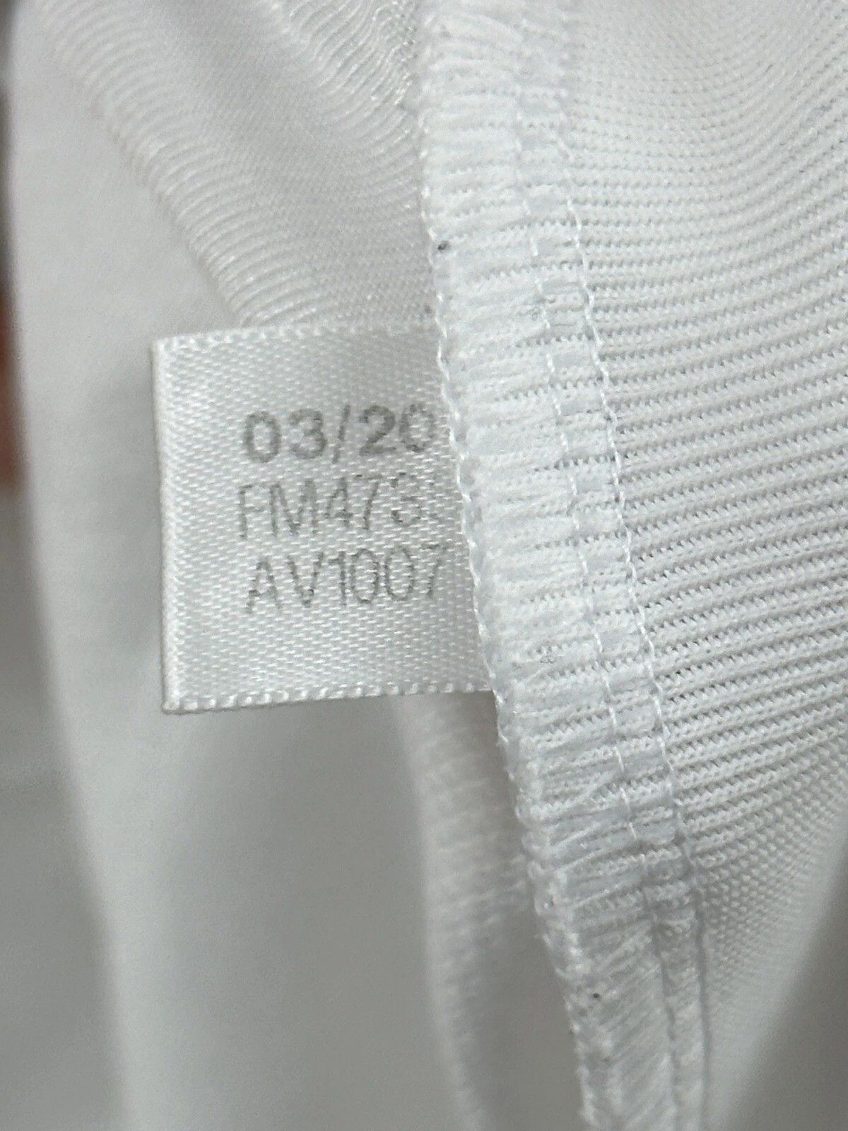 Adidas FC REAL MADRID 2020 2021 HOME JERSEY SHIRT SOCCER FOOTBALL Size US XL / EU 56 / 4 - 10 Thumbnail