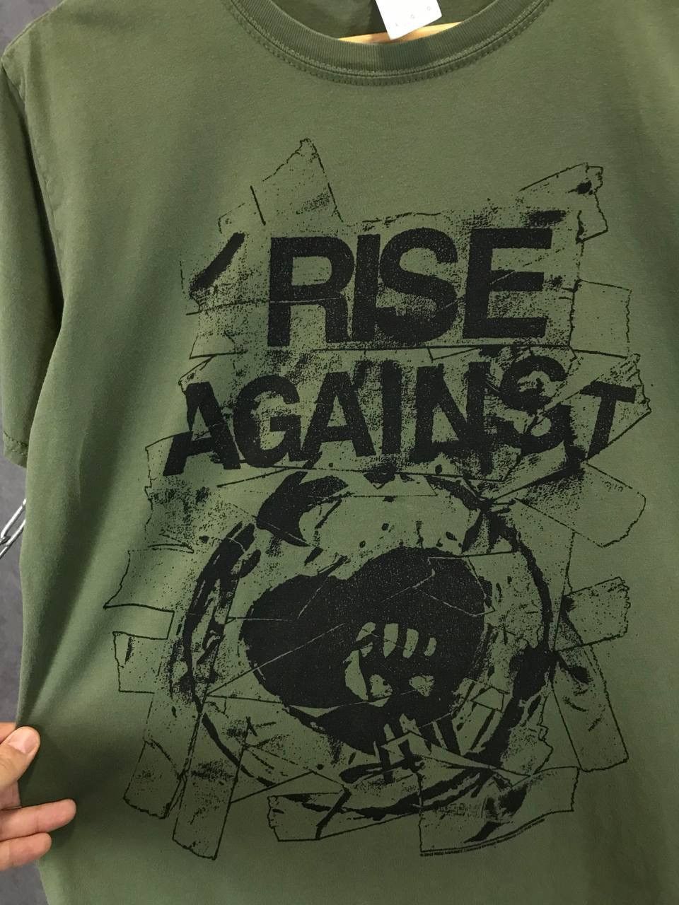 Band Tees Rise Against 2012 rock band tee Size US M / EU 48-50 / 2 - 3 Thumbnail