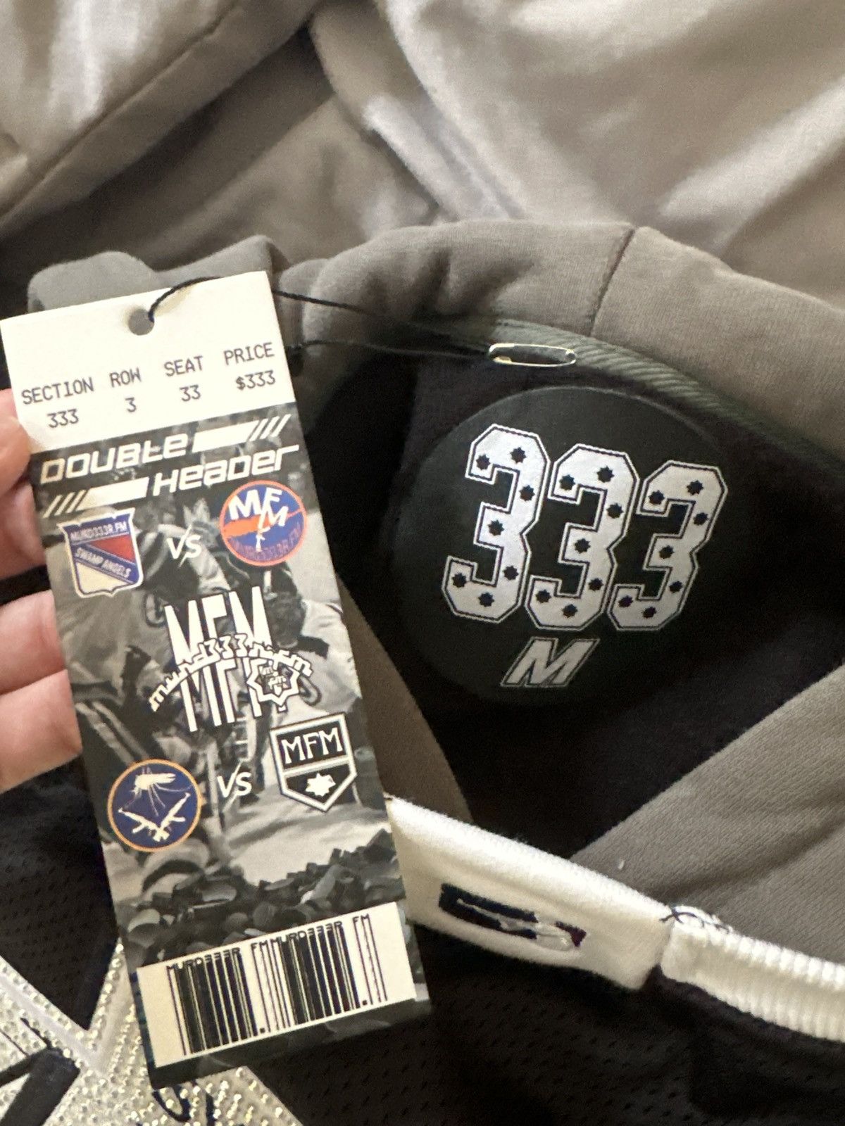 murd333r.fm Murd333r.fm hockey jersey gold kard exclusive RARE* Size US M / EU 48-50 / 2 - 3 Thumbnail