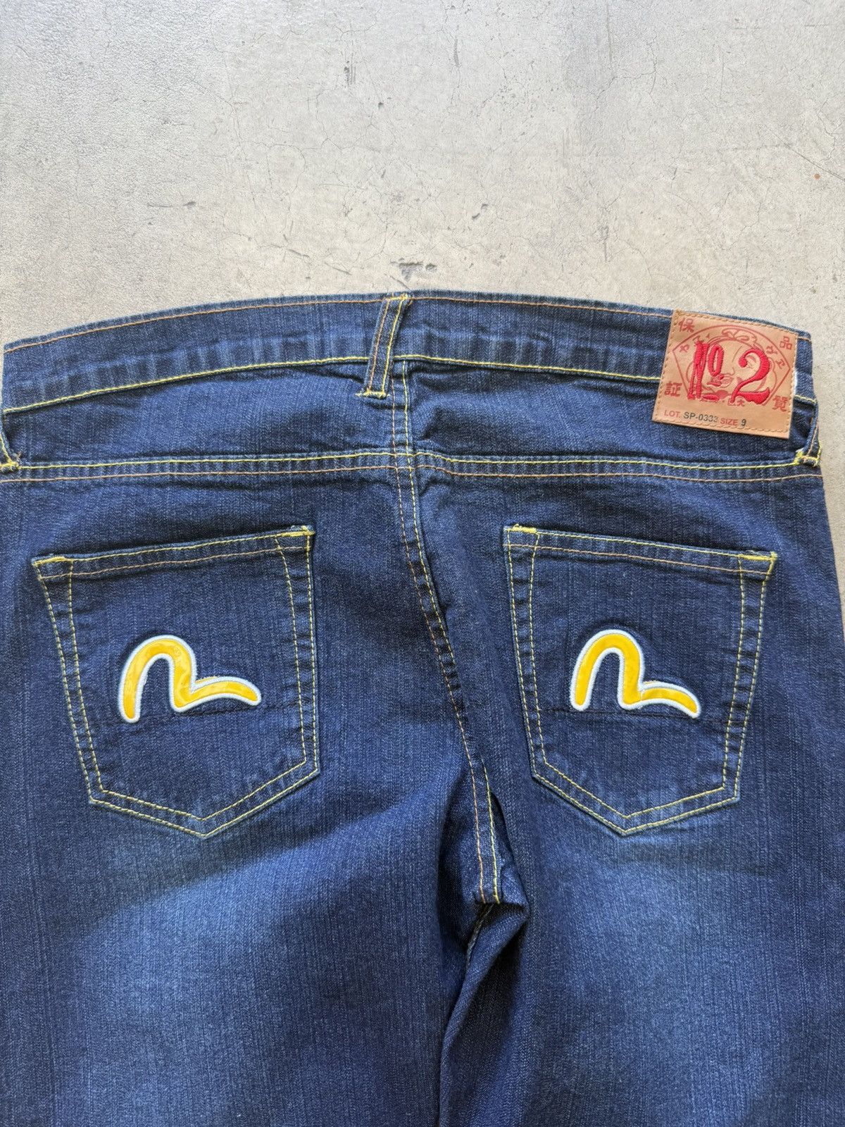 Evisu Women’s Evisu vintage denim jeans size 6 us y2k 00s Size 28" / US 6 / IT 42 - 5 Thumbnail