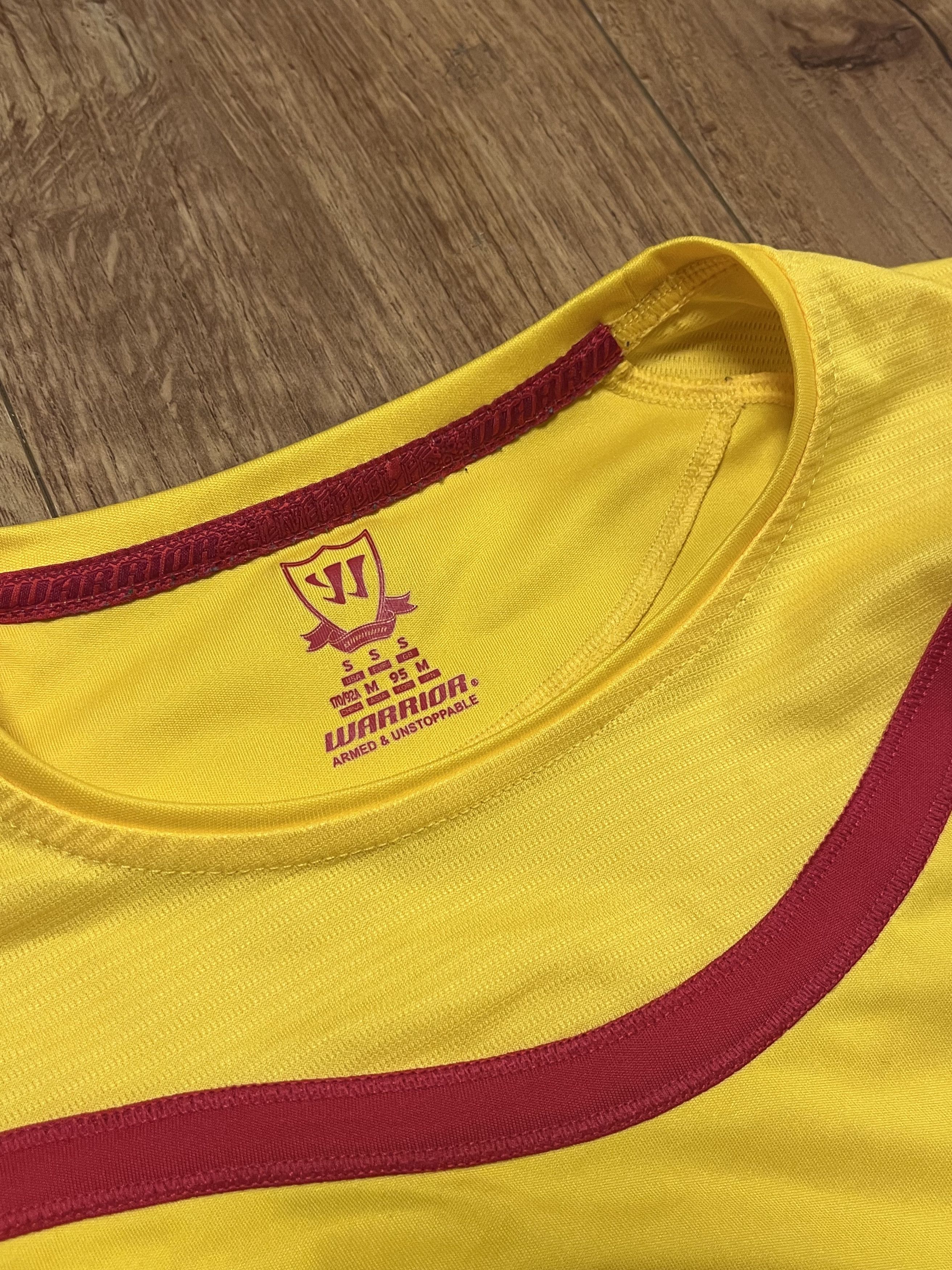 Warrior 2014-15 Liverpool Away Football Jersey Warrior Yellow Size S Size US S / EU 44-46 / 1 - 2 Thumbnail