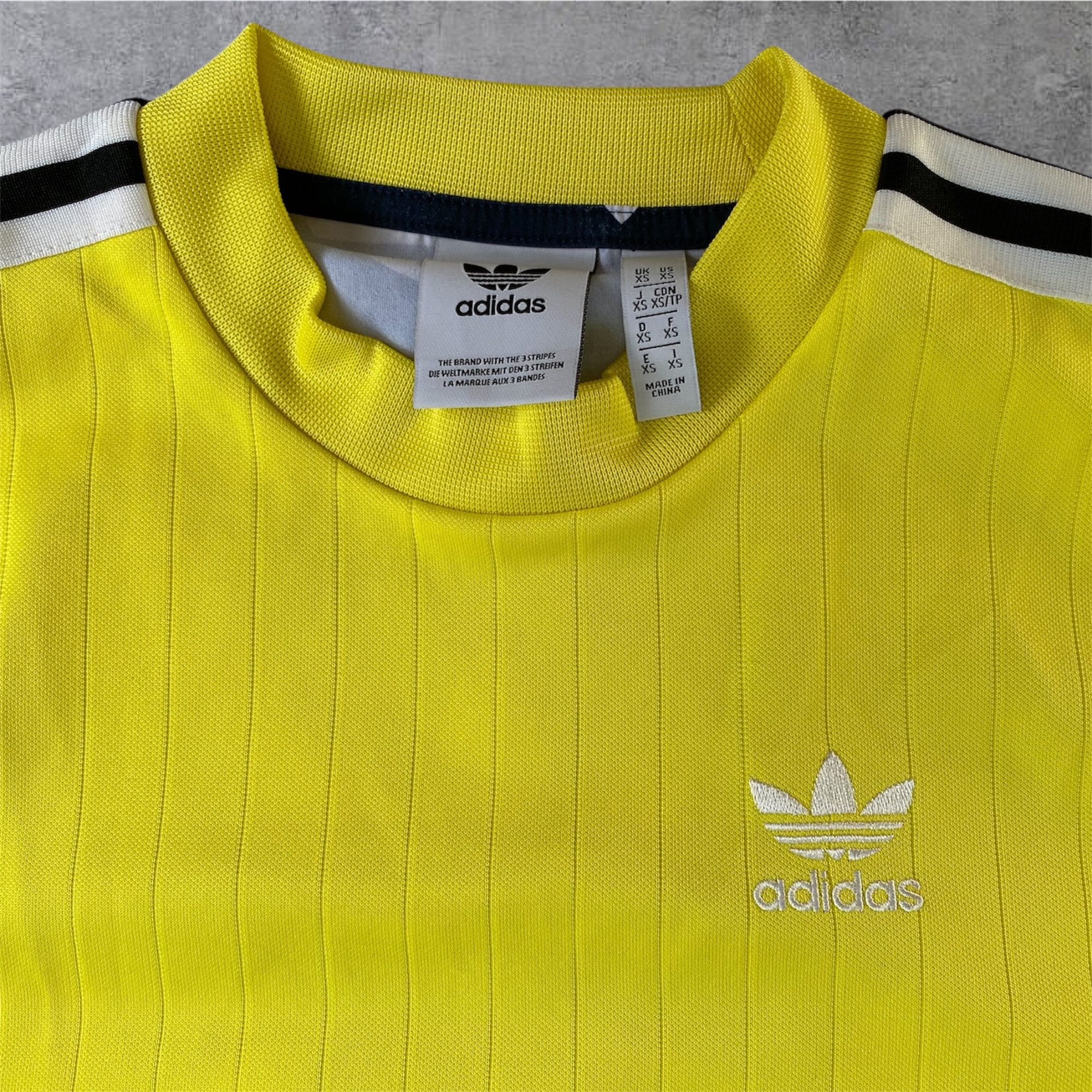 Adidas Adidas Shirt Size XS (Fits Like S-M) Size US XS / EU 42 / 0 - 3 Thumbnail
