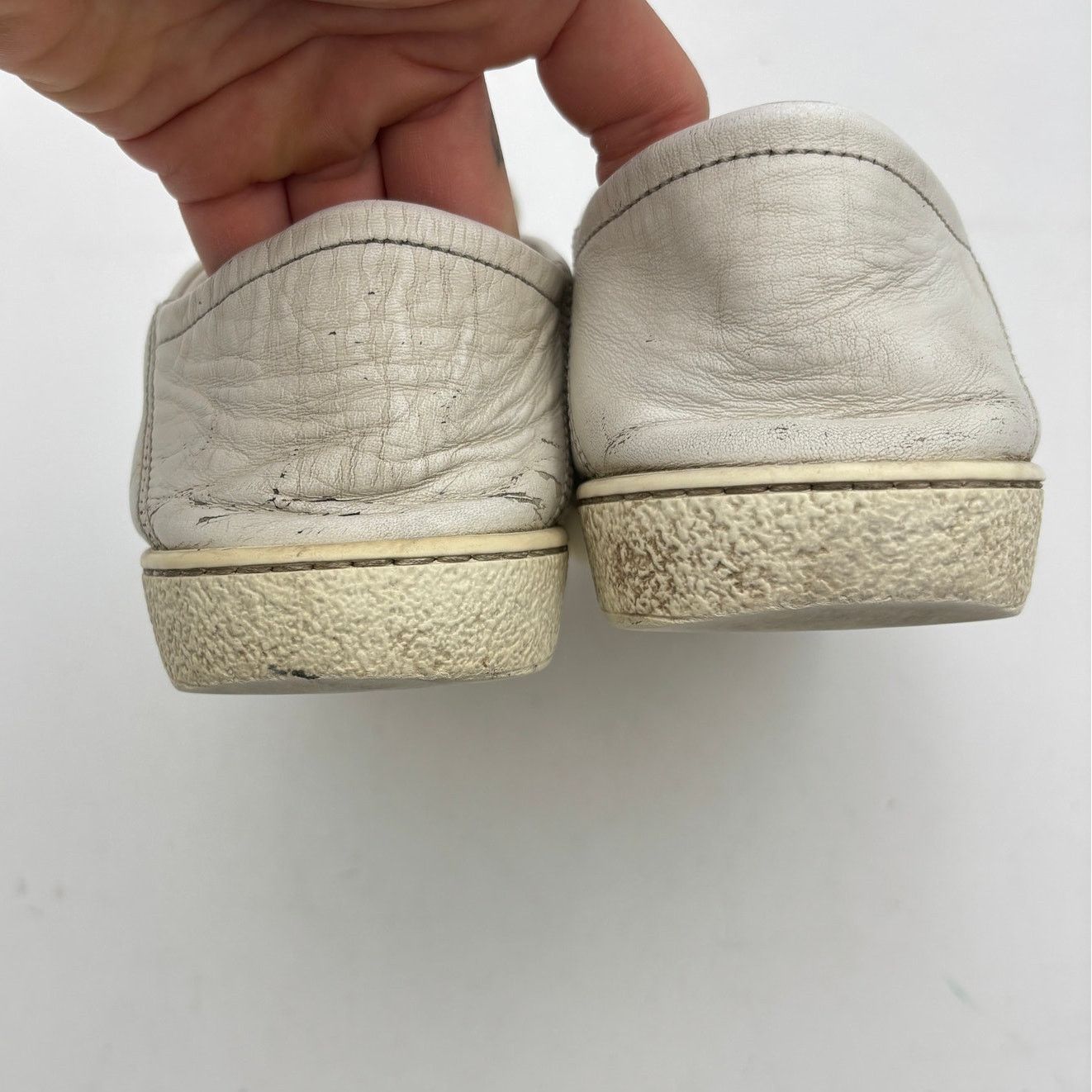 Gucci Gucci Ace Stripe Golden Bee Sneakers Women's 37.5 / 7.5 Size US 7.5 / IT 37.5 - 11 Thumbnail