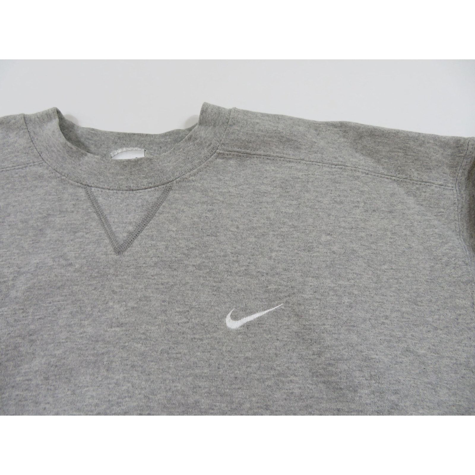 Nike Nike Made in USA V-Stitch Small Swoosh Gray Sweatshirt S 90s Size US S / EU 44-46 / 1 - 3 Thumbnail