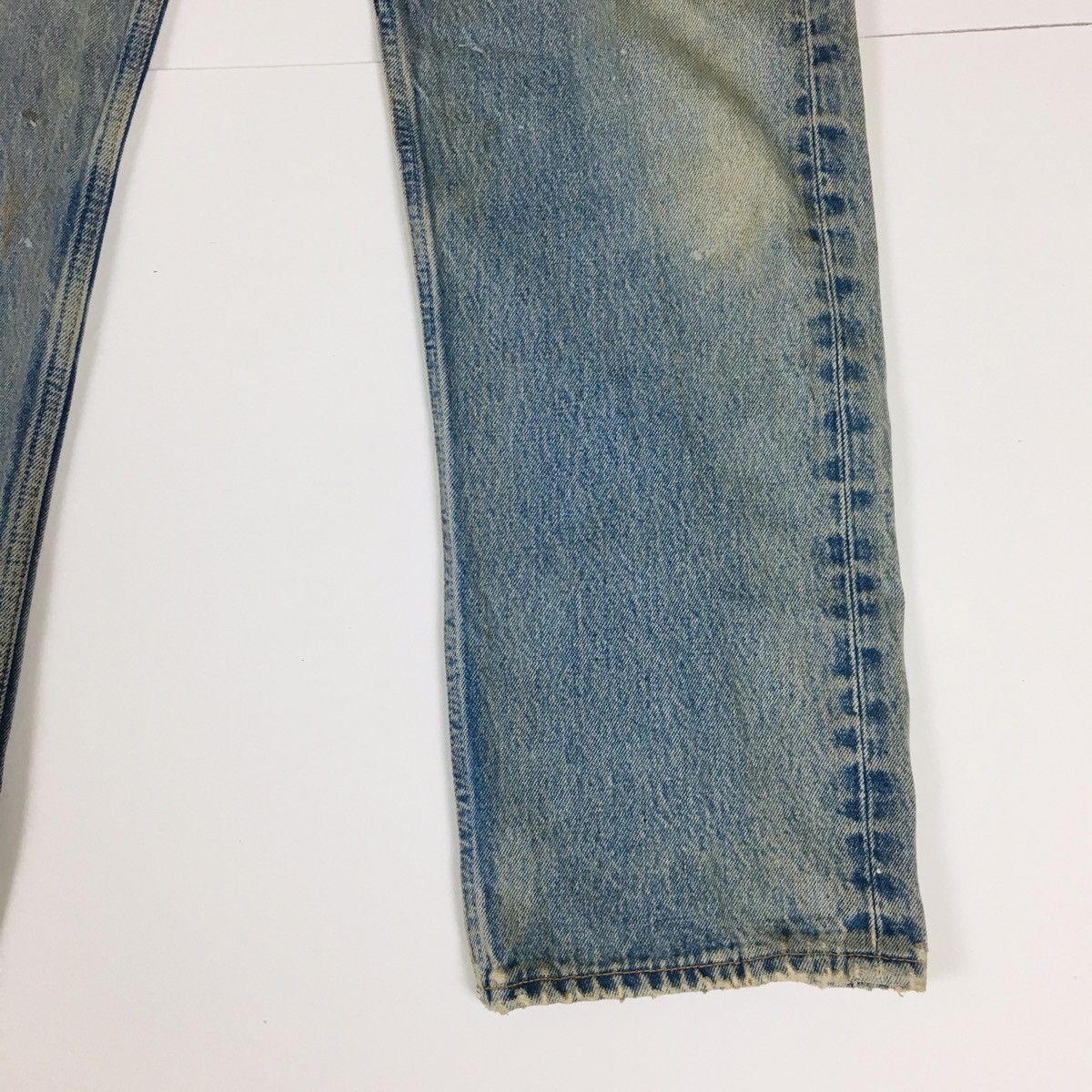 Levi's Vintage Clothing Vintage 90s Levi’s 501xx Distress Size US 38 / EU 54 - 3 Thumbnail