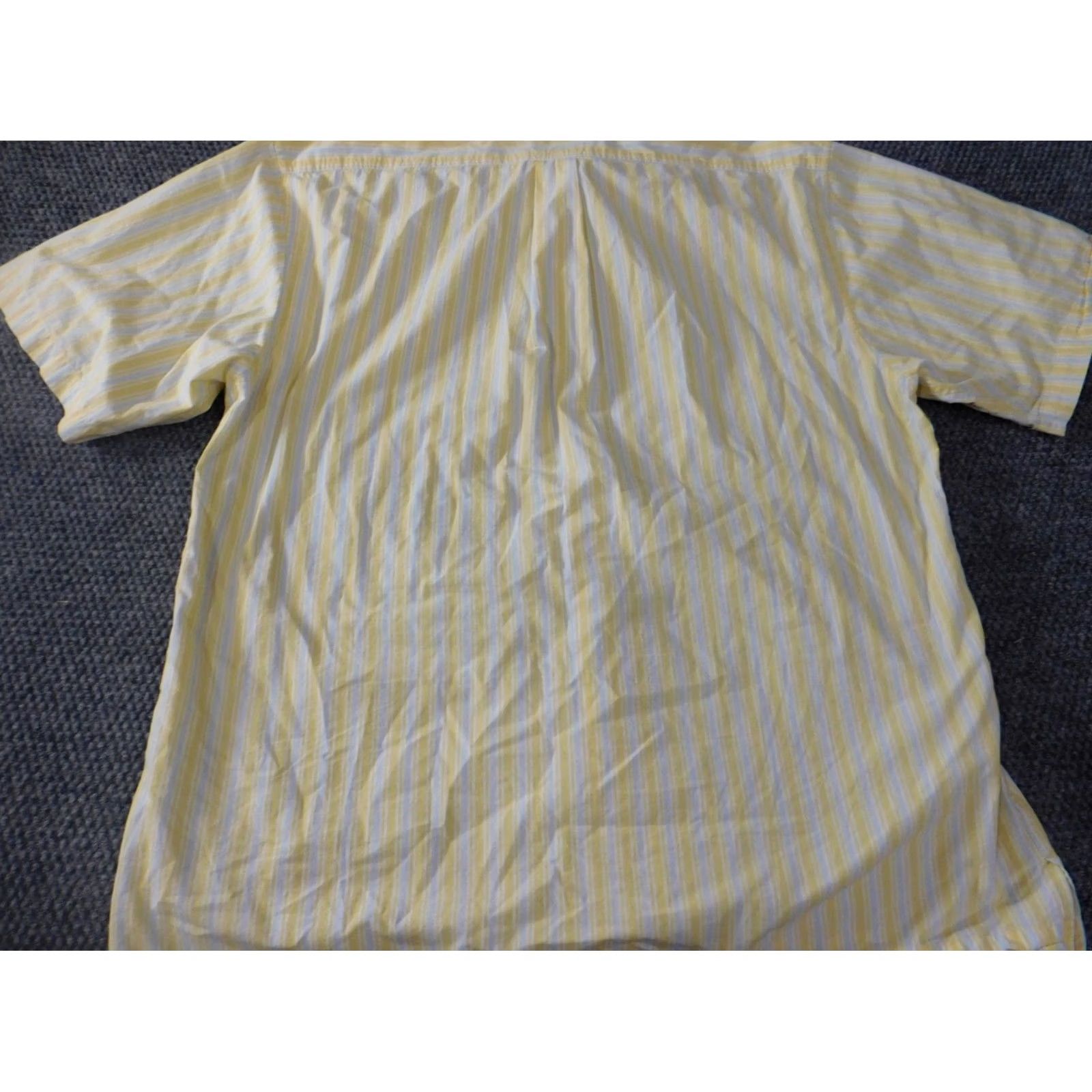 Izod IZOD Shirt L Yellow Striped Button-Down Casual Men Size US L / EU 52-54 / 3 - 6 Thumbnail