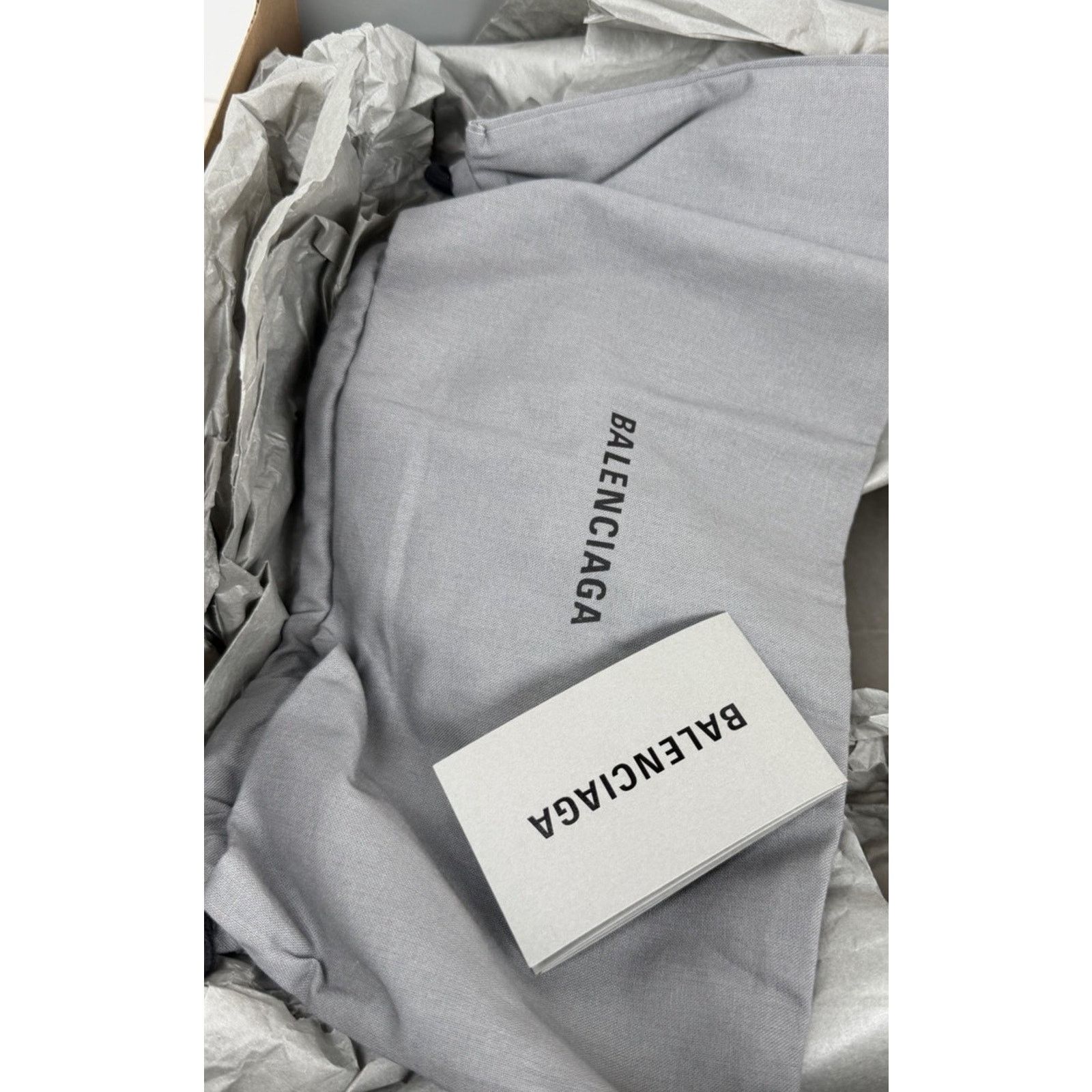 Balenciaga Size 35EU/5W - Balenciaga Triple S Fluo Green NEW Size US 5 / IT 35 - 9 Thumbnail