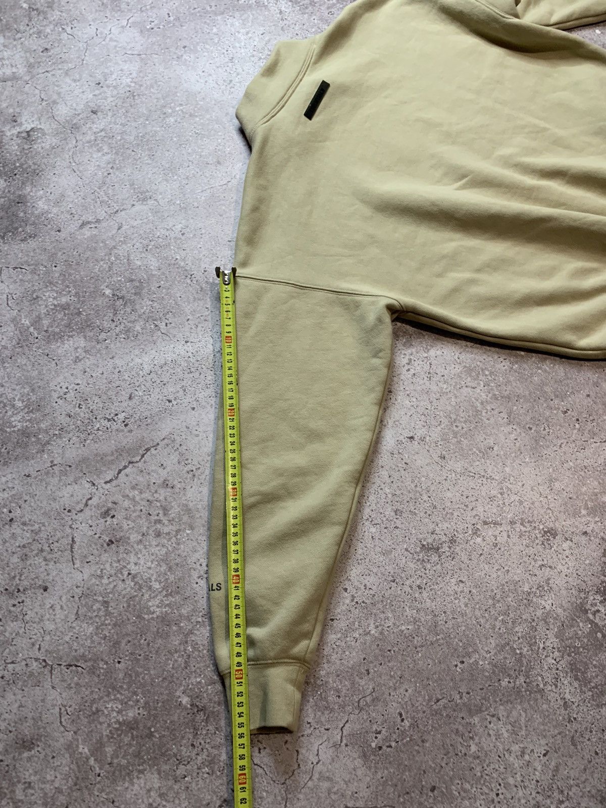 Fear of God Fear of God Essentials Mock Neck Sweatshirt Size US XS / EU 42 / 0 - 12 Thumbnail