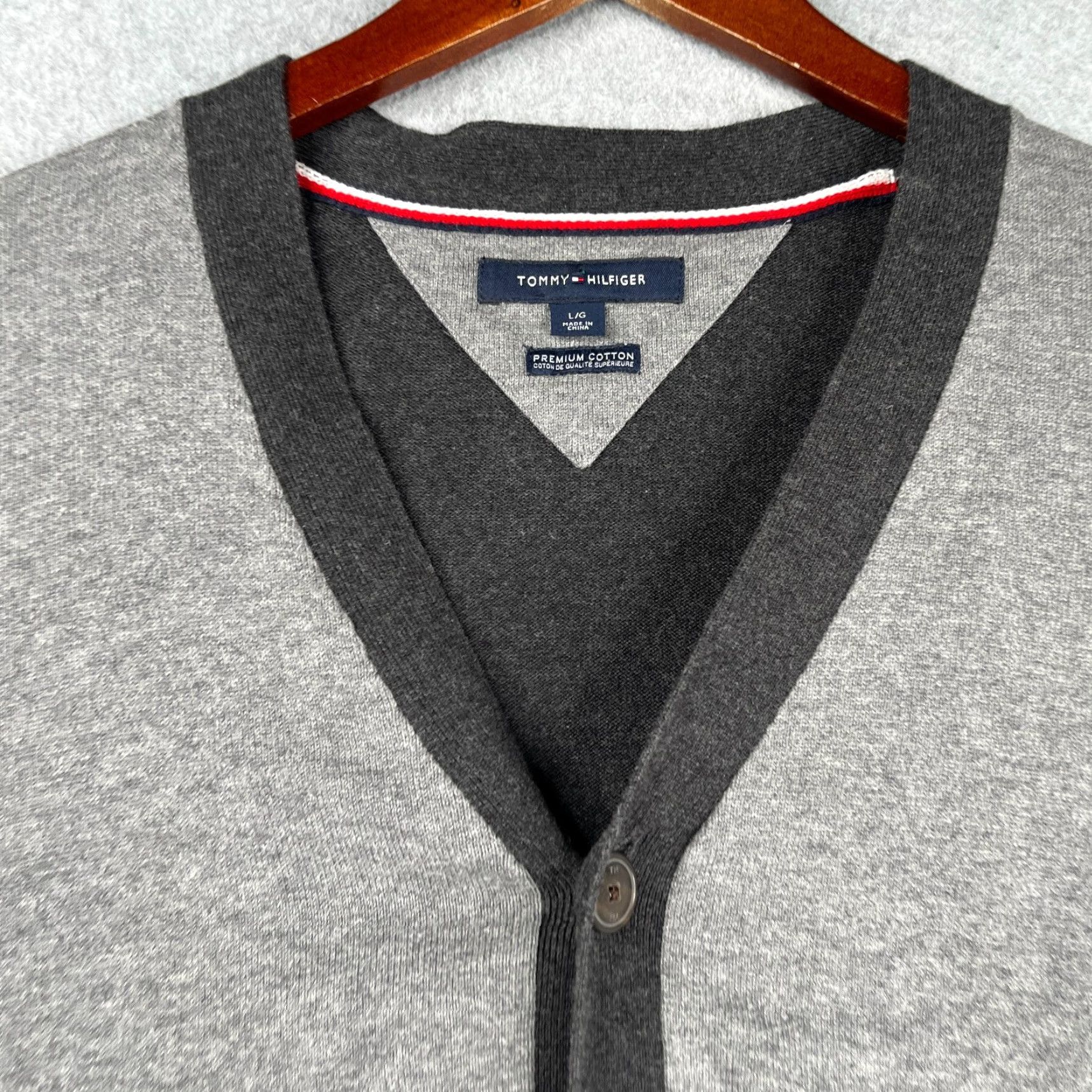 Tommy Hilfiger Tommy Hilfiger Grandpa Sweater Long Sleeve V-Neck Gray L Men Casual Pullover Knit Cotton Logo Vintage: No Size US L / EU 52-54 / 3 - 4 Thumbnail