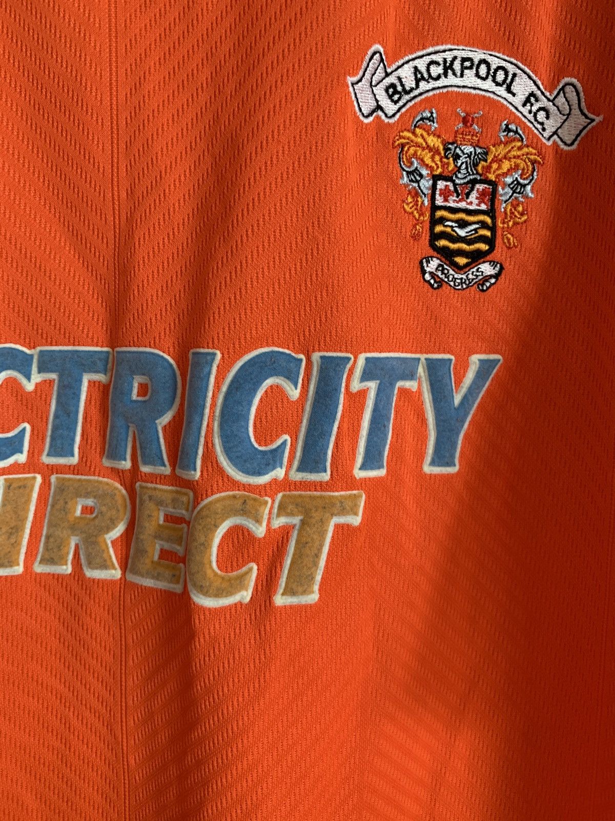 Vintage Blackpool 2001/03 Home Football Vintage Shirt TFG Sports L Size US L / EU 52-54 / 3 - 12 Thumbnail