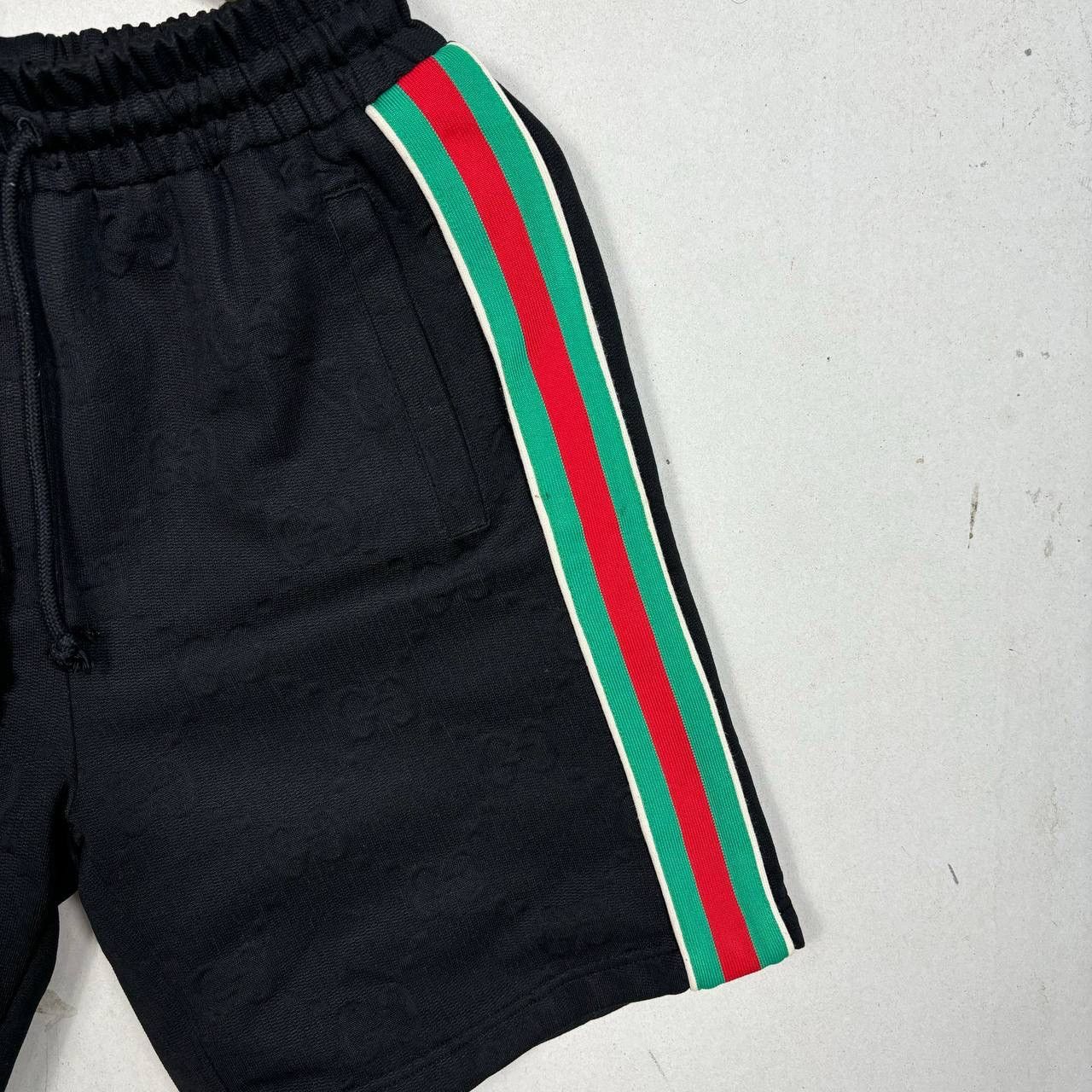 Gucci FINAL DROP! Gucci GG Jacquard Web Stripe Shorts Black Size S Size US 30 / EU 46 - 6 Thumbnail