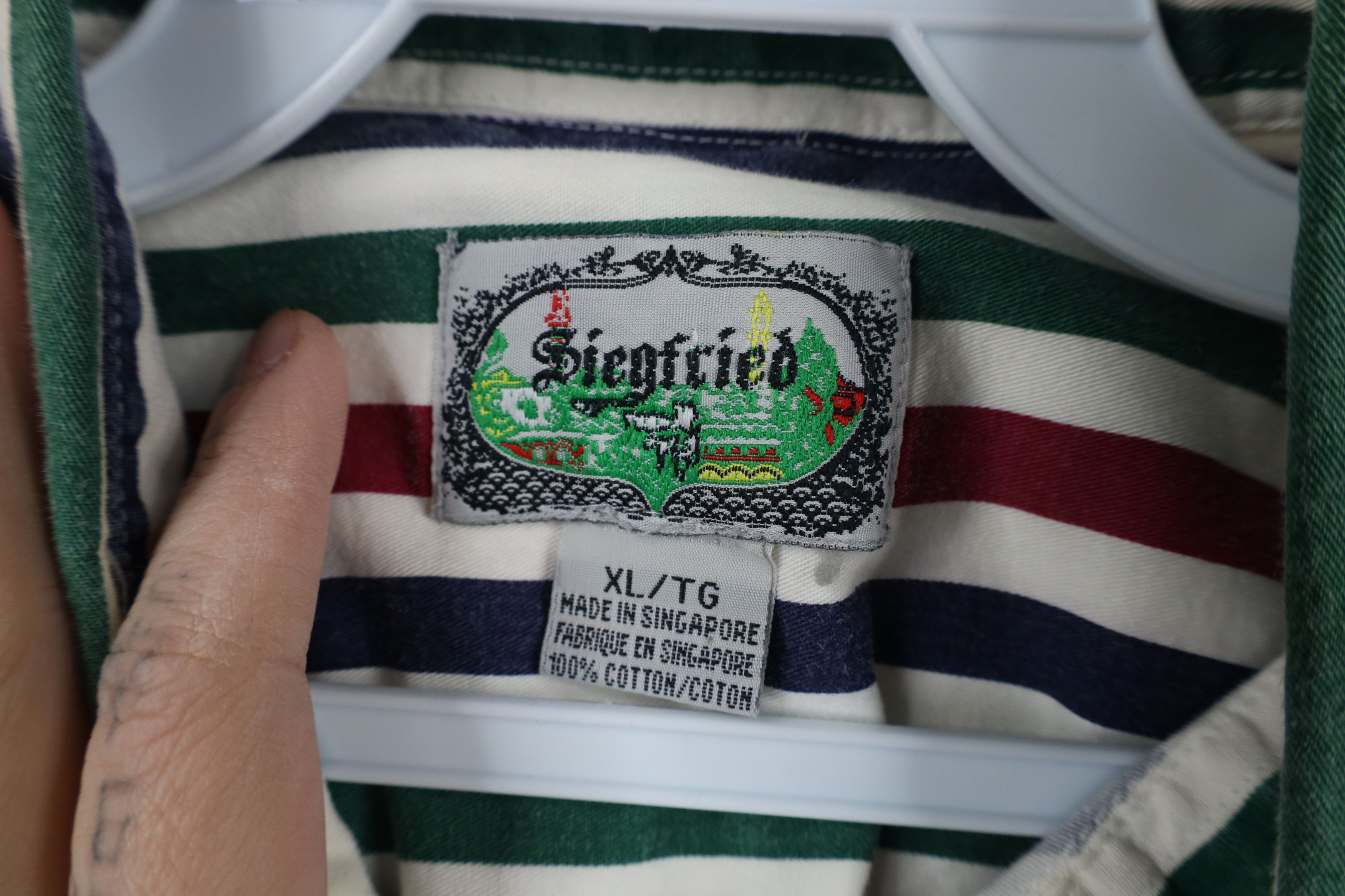Vintage Vintage 90s Streetwear Baggy Short Sleeve Button Down Shirt Size US XL / EU 56 / 4 - 8 Thumbnail