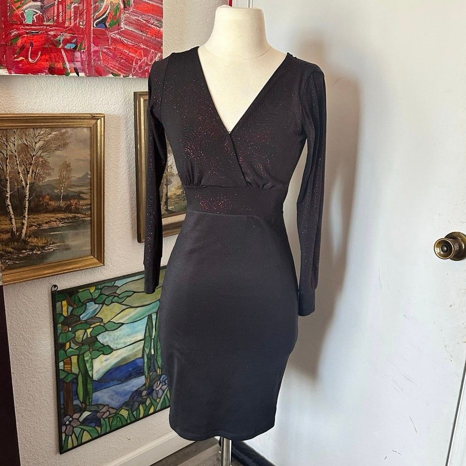Other fredes red and black sparkly long sleeve dress Size S / US 4 / IT 40 - 1 Thumbnail
