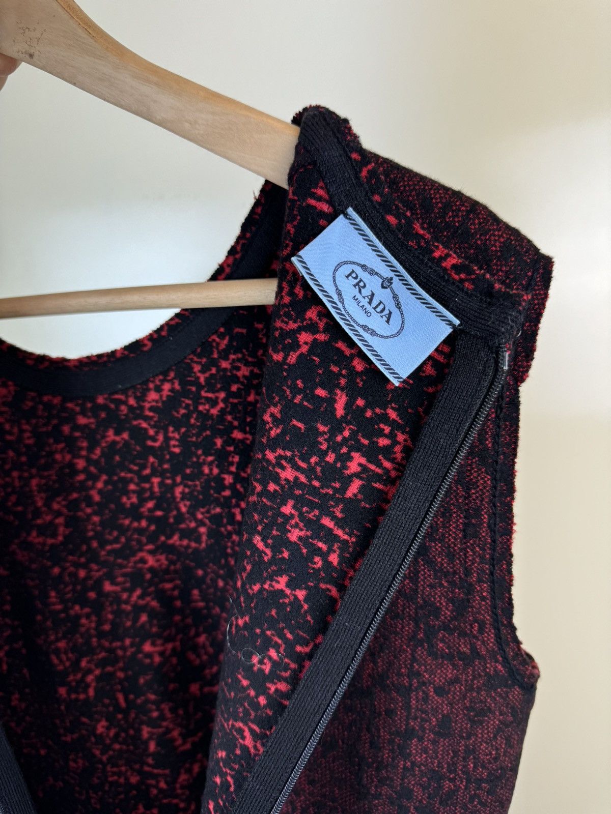 Prada Prada wool burgundy red dress midi gown evening winter M Size M / US 6-8 / IT 42-44 - 13 Thumbnail