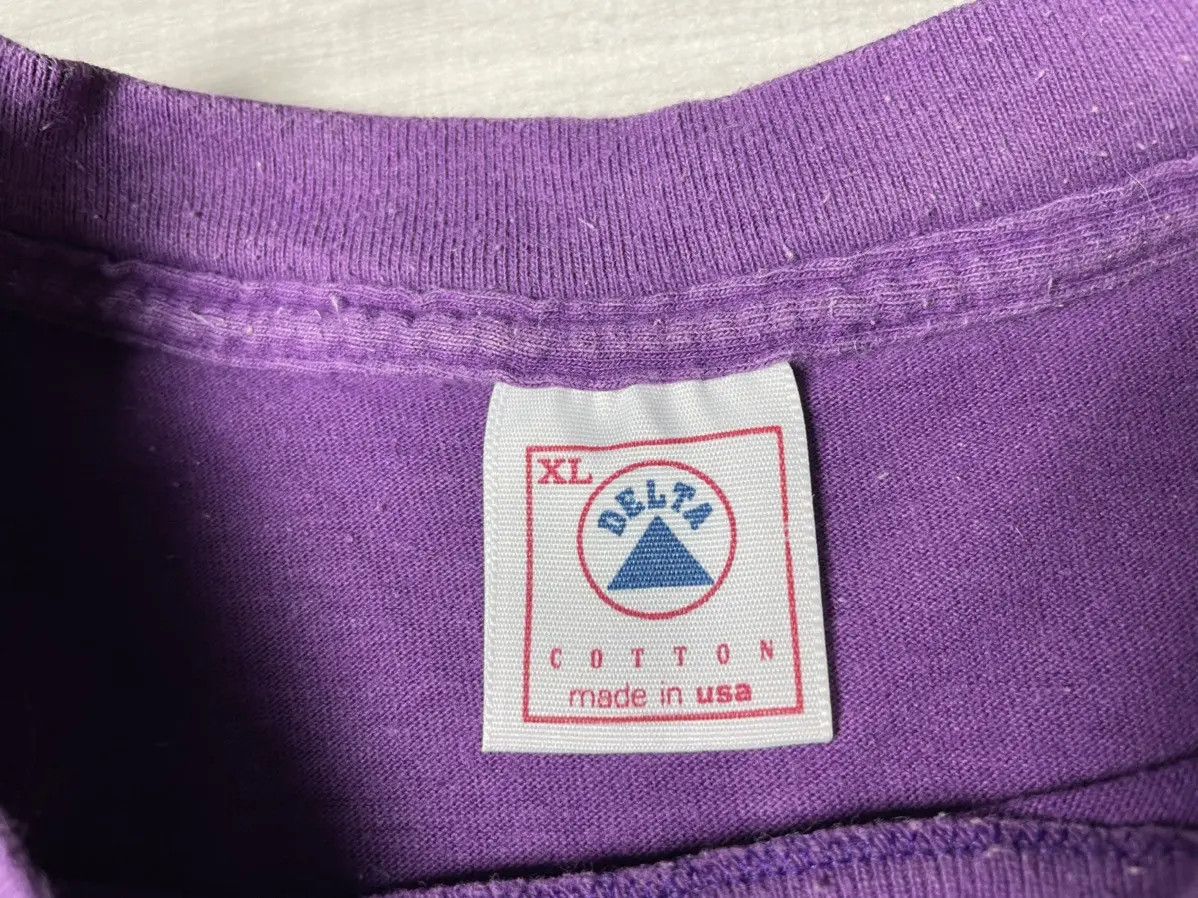 Band Tees Delta basic T-shirt made in usa size XLarge vintage Size US XL / EU 56 / 4 - 4 Thumbnail