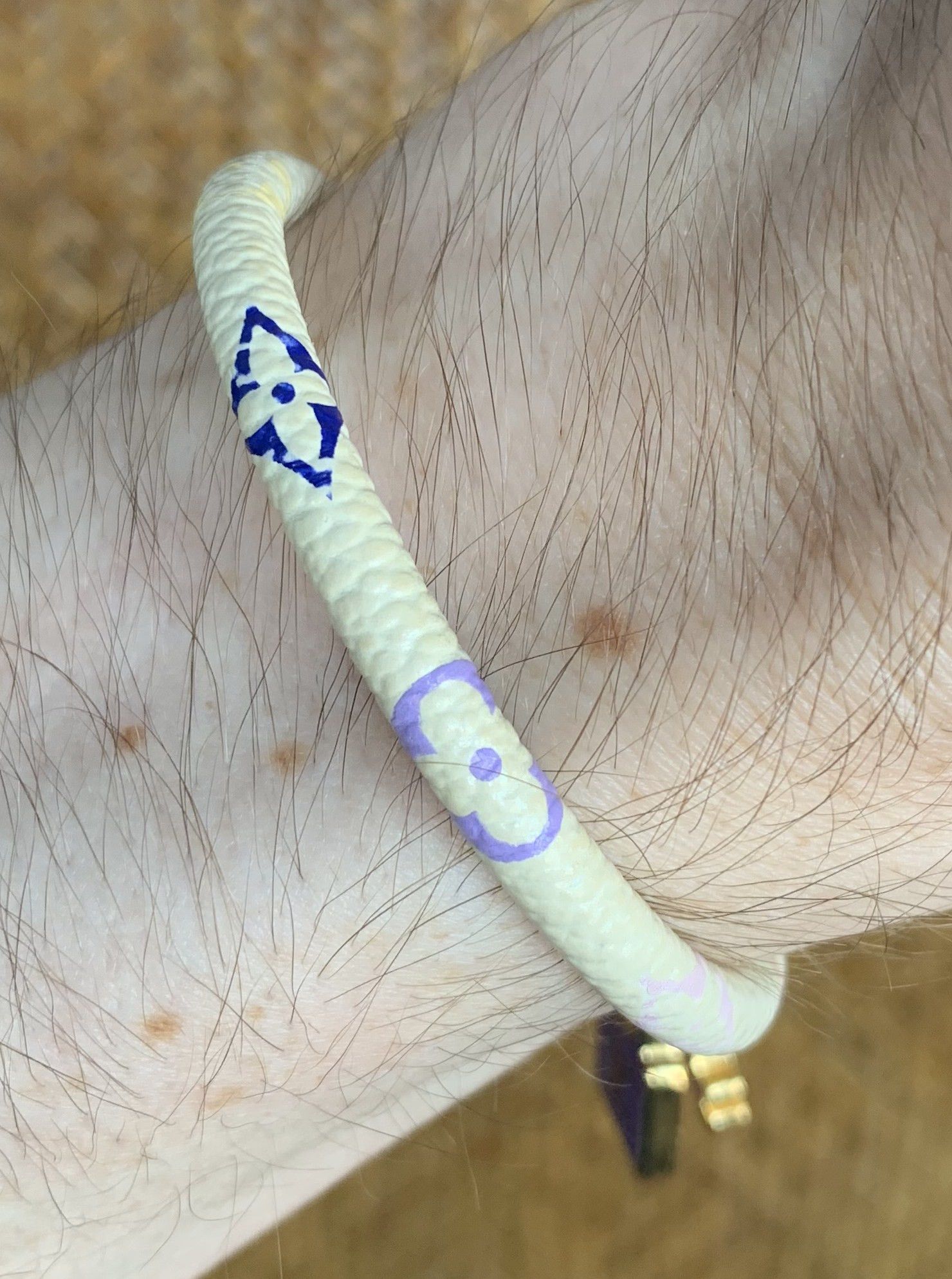 Louis Vuitton × Takashi Murakami S/S 2003 Louis Vuitton x Murakami Monogram Luck It Bracelet Size ONE SIZE - 5 Thumbnail