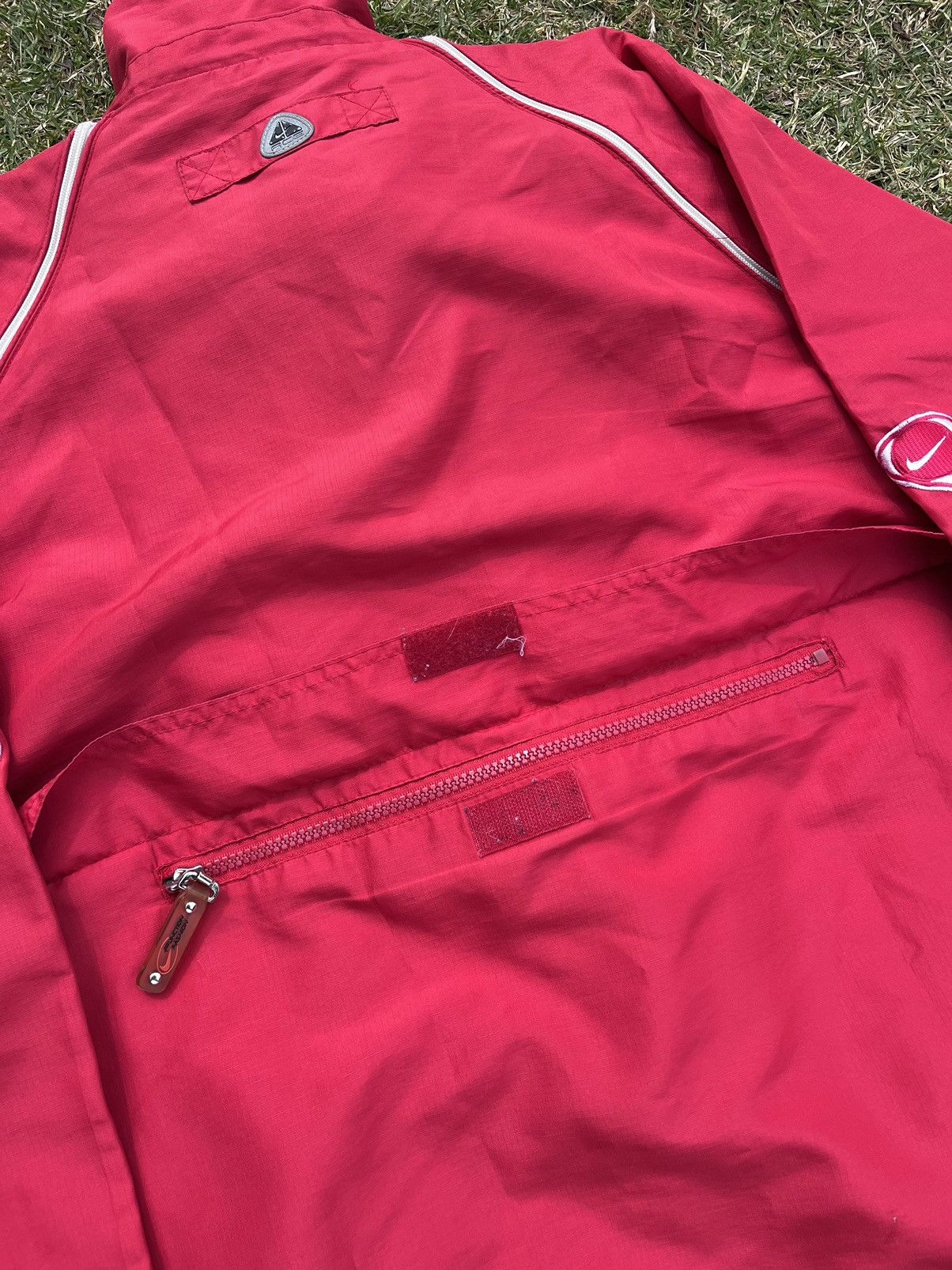 Nike Vintage Nike ACG Soccer Team Light Jacket Size US L / EU 52-54 / 3 - 6 Thumbnail