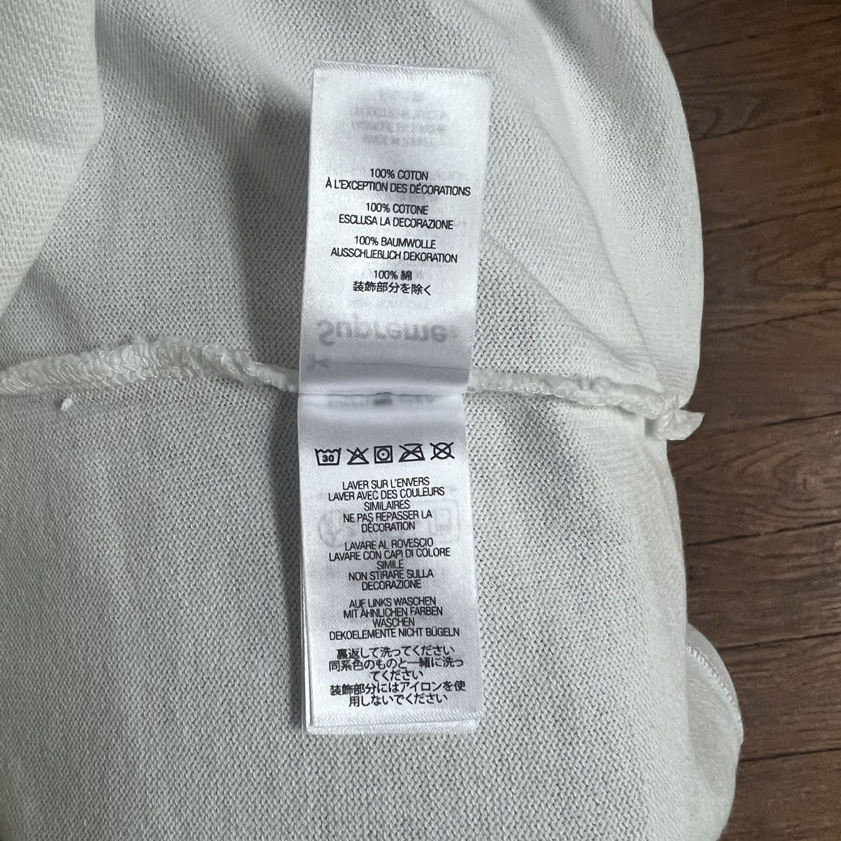 Supreme Supreme Bumblebee L/S Football Top White S Size US S / EU 44-46 / 1 - 12 Thumbnail