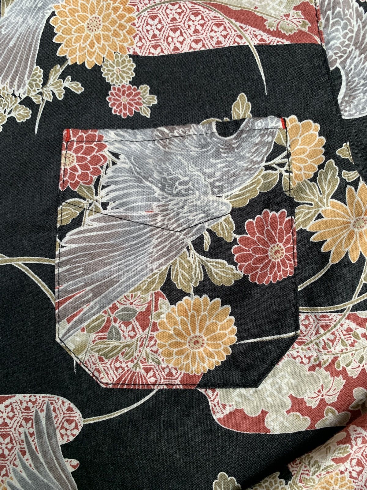 Japanese Brand × Takeo Kikuchi 2000s Takeo Kikuchi Oriental Bird and Flower Shirt Size M / US 6-8 / IT 42-44 - 3 Thumbnail