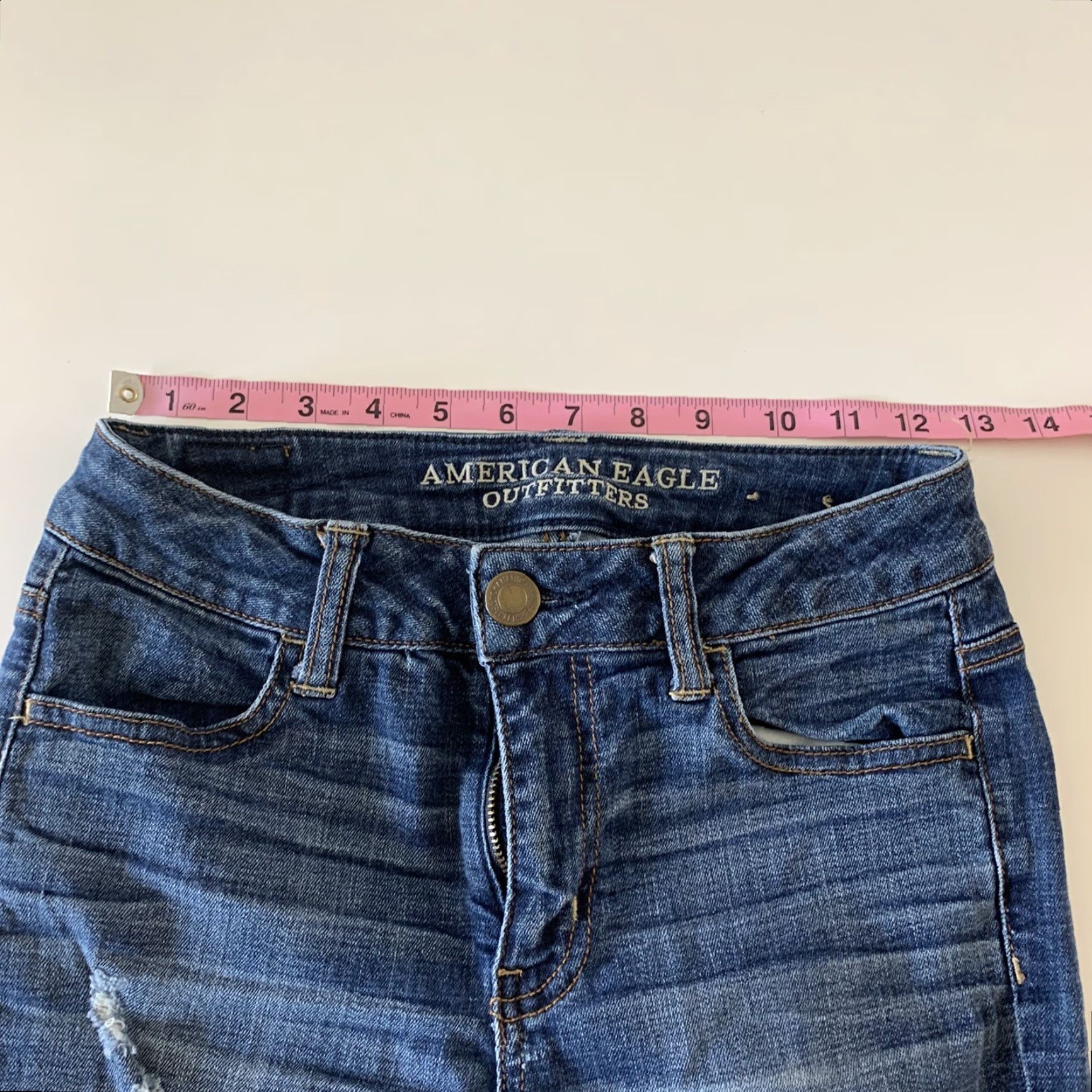 American Eagle Outfitters VINTAGE American Eagle Hi-Rise Distressed Jegging Medium Wash Ripped Blue Denim Size 2 Womens Blue Jeans Jegging 2 Size 26" / US 2 / IT 38 - 5 Thumbnail