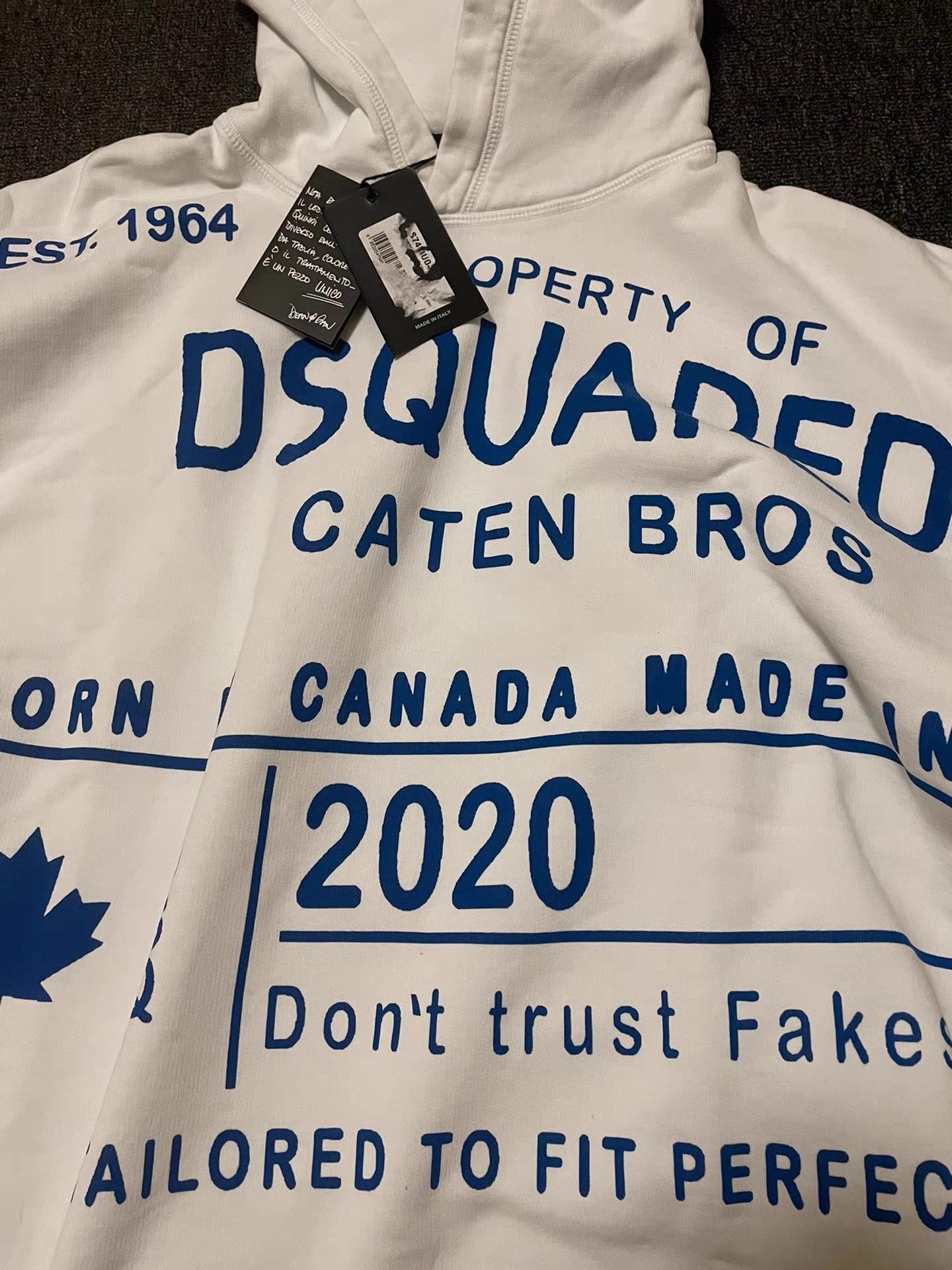 Dsquared2 Brand new Dsquared2 white oversized hoodie Q4 Size US XS / EU 42 / 0 - 3 Thumbnail