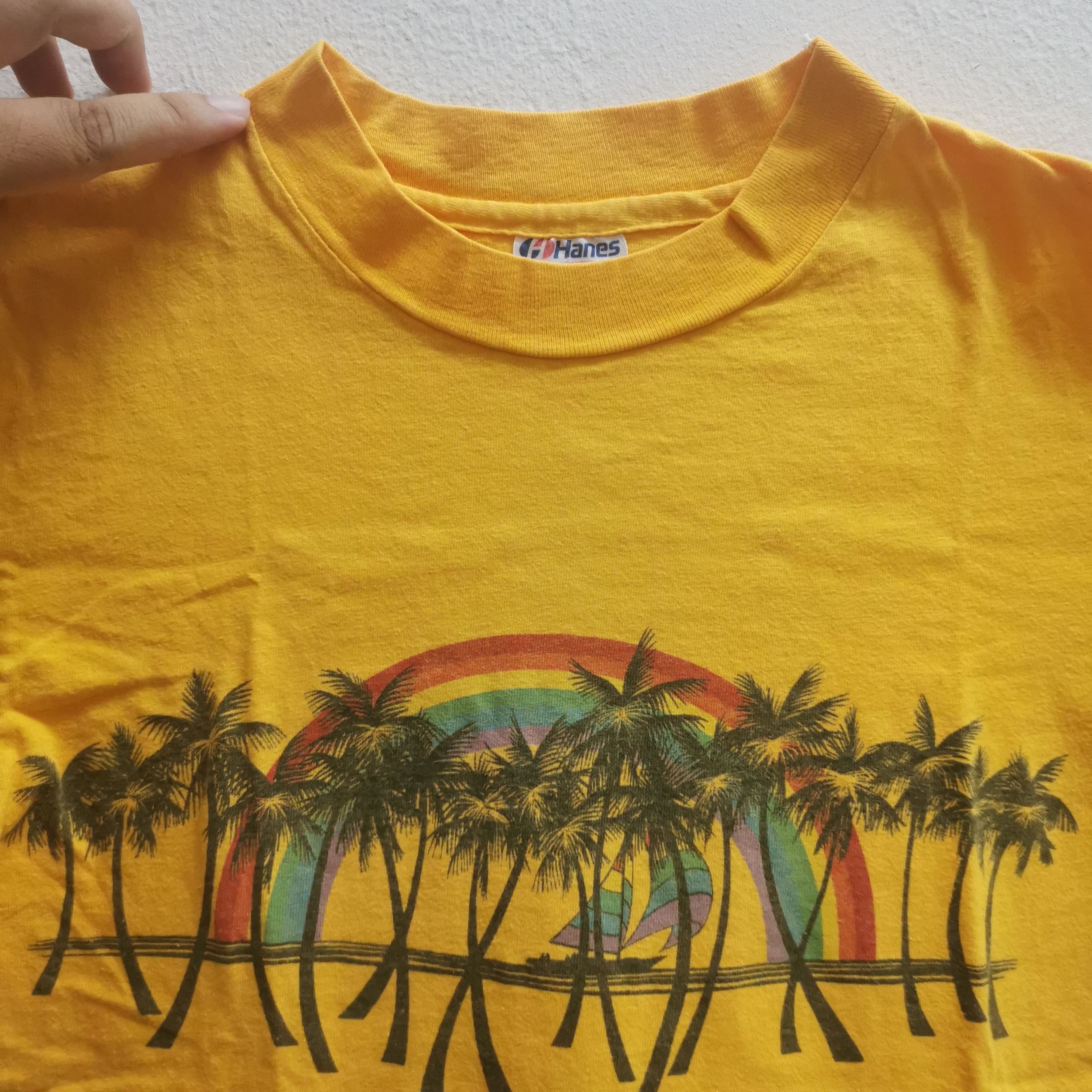 Hanes Vintage Rare Hawaii Guam T-shirt 80s Size US S / EU 44-46 / 1 - 7 Thumbnail