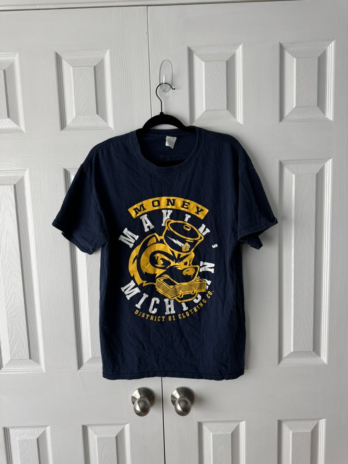Gildan Money Makin’ Michigan Graphic Tee | District 81 | Navy | L Size US L / EU 52-54 / 3 - 1 Thumbnail