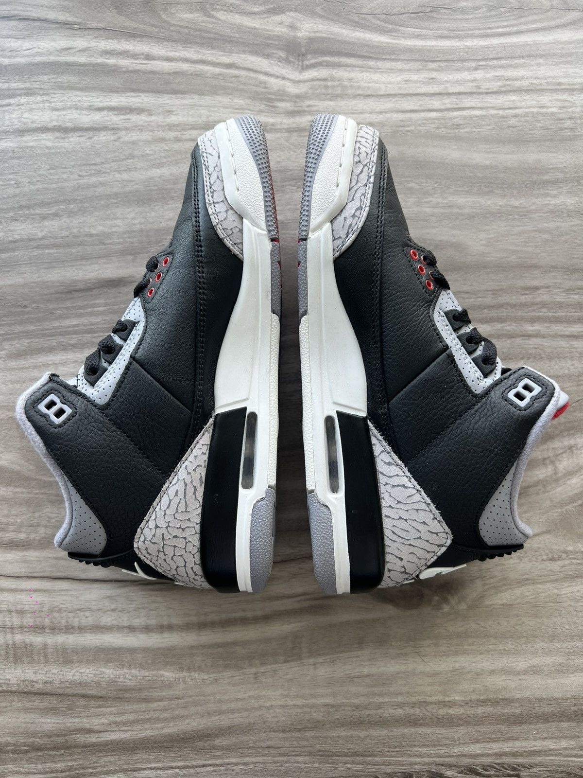 Jordan Brand Jordan 3 Retro OG Mid Black Cement Size 6Y/ 7.5 Women’s Size US 6 / EU 39 - 4 Thumbnail