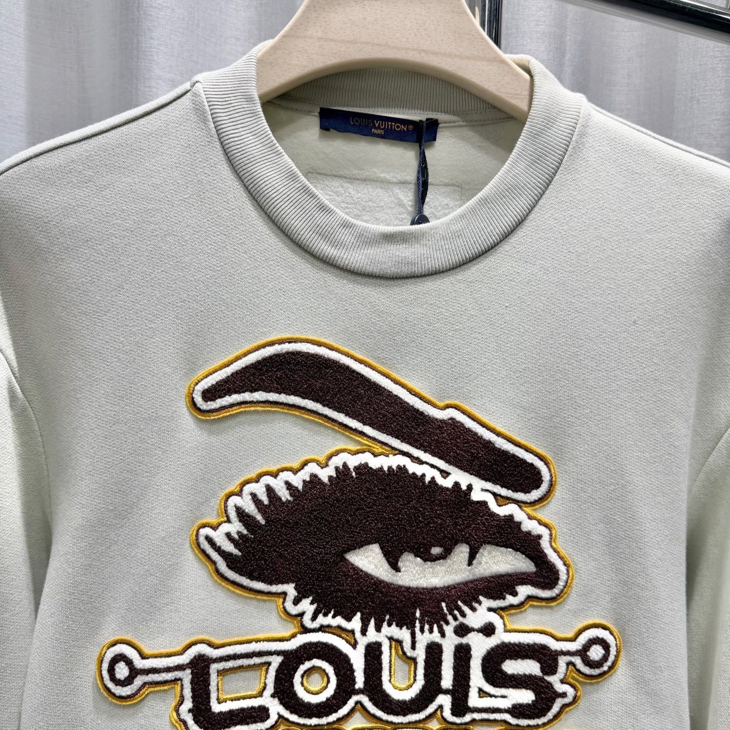 Louis Vuitton Louis Vuitton Flocked Logo Sweatshirt XS Size US XS / EU 42 / 0 - 3 Thumbnail