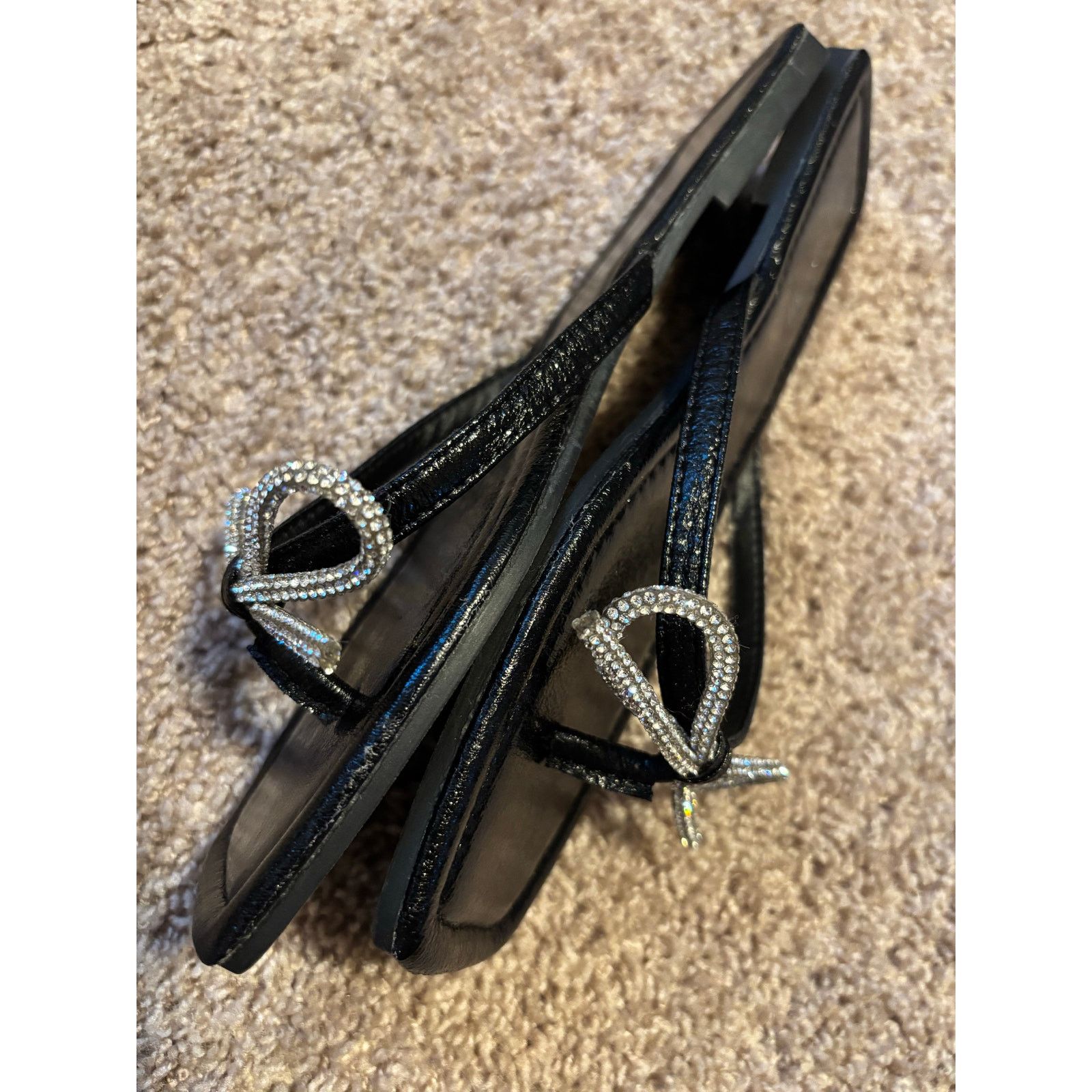 The Unbranded Brand Azarayah Rhinestone Bow Flat Flip Flops Size 8.5 Size US 8.5 / IT 38.5 - 6 Thumbnail